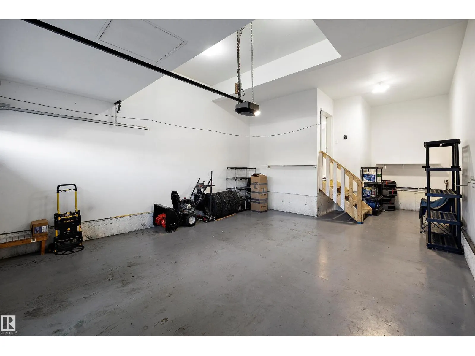 9938 222A ST NW