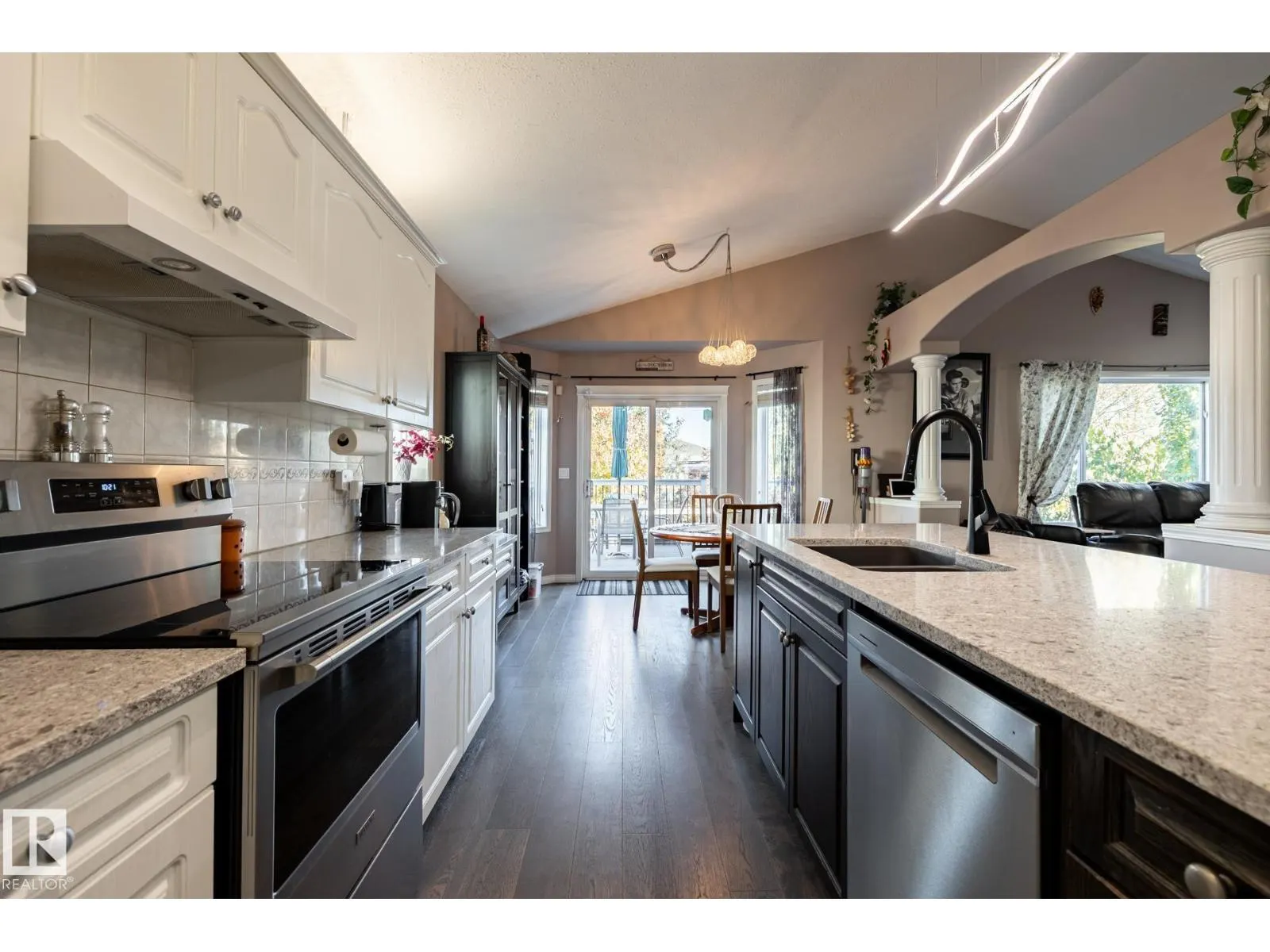40 DEER PARK BV