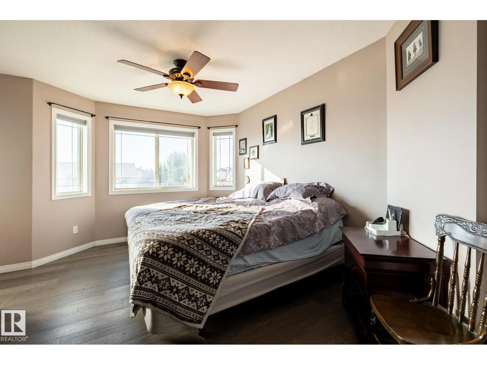 40 DEER PARK BV