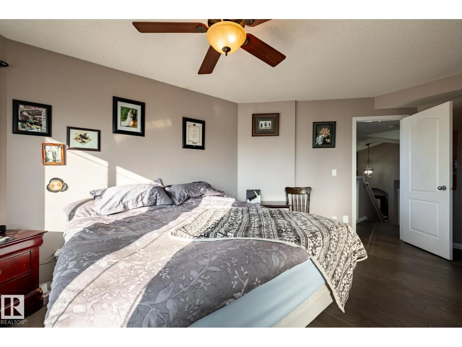 40 DEER PARK BV