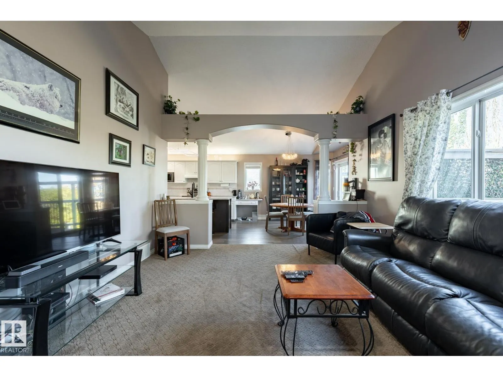 40 DEER PARK BV