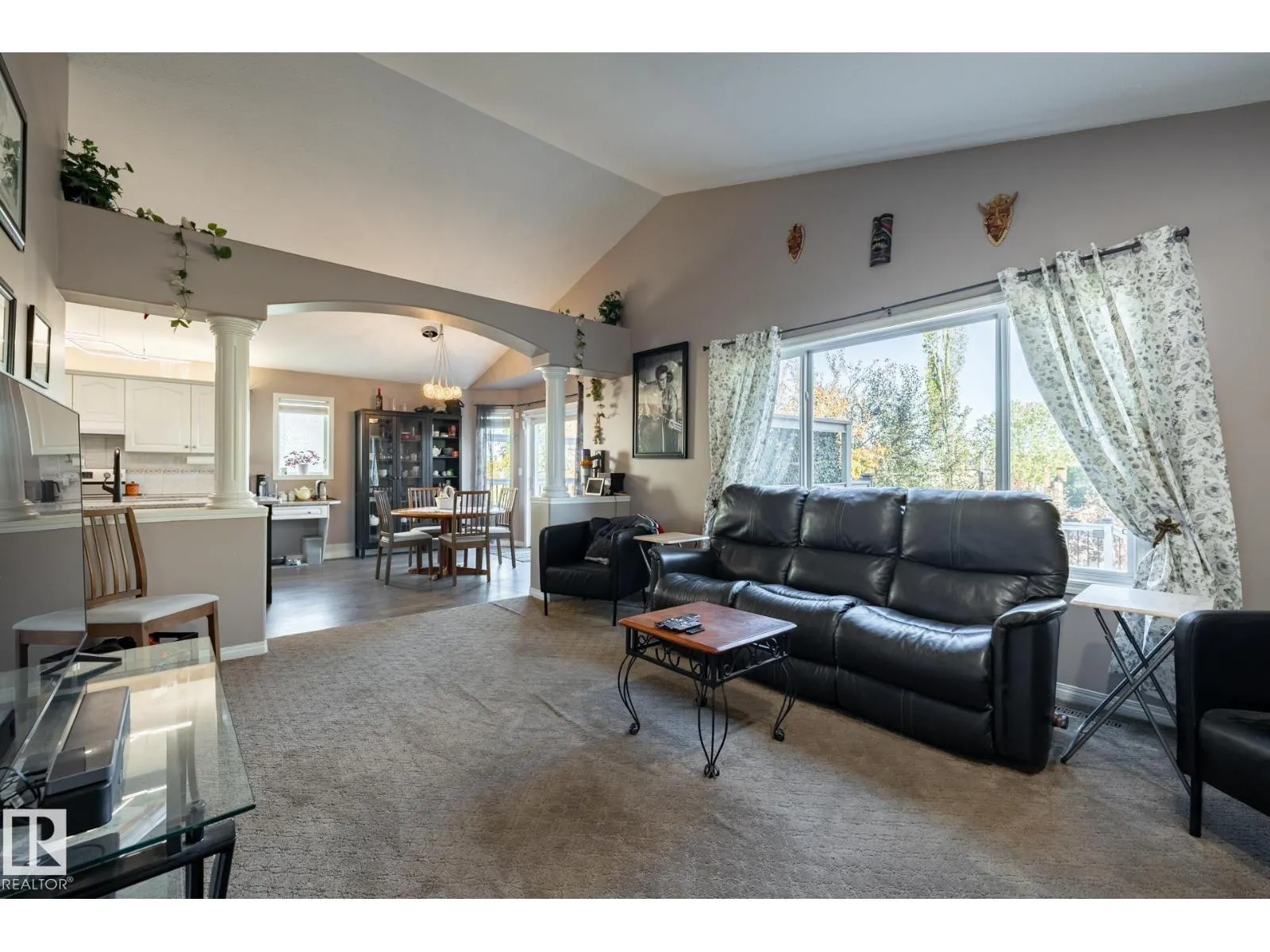 40 DEER PARK BV