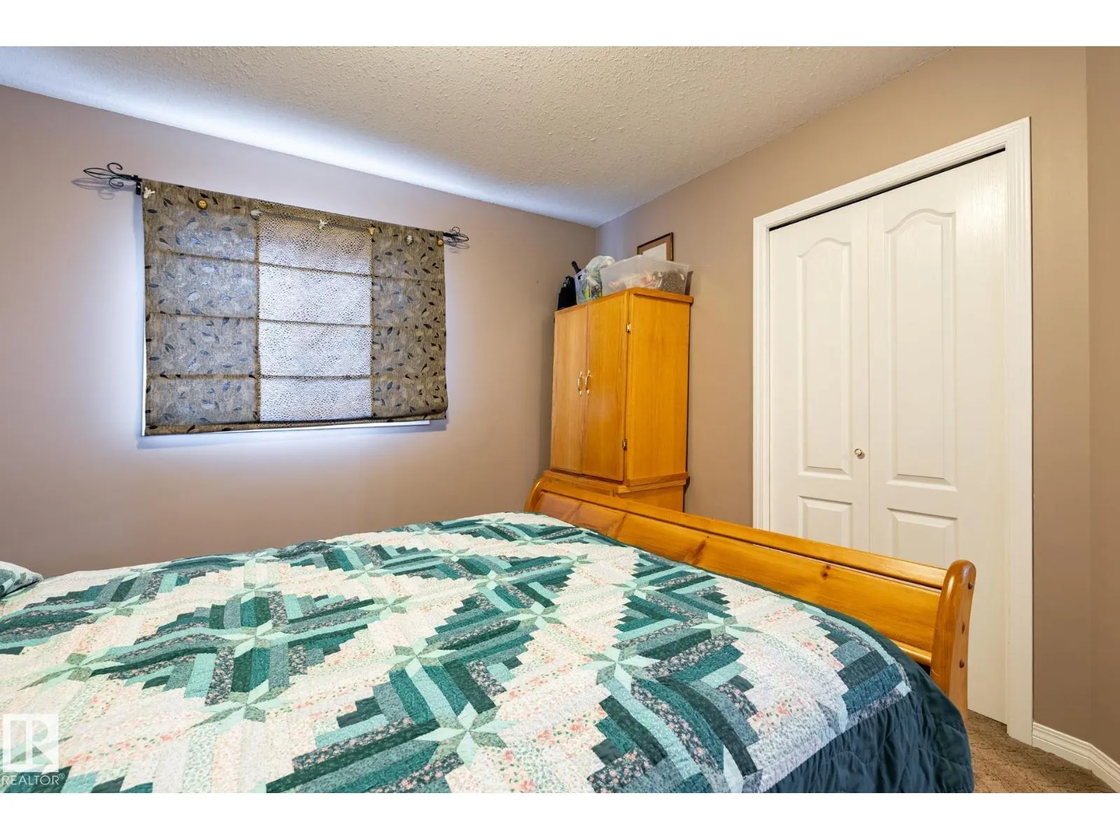 40 DEER PARK BV