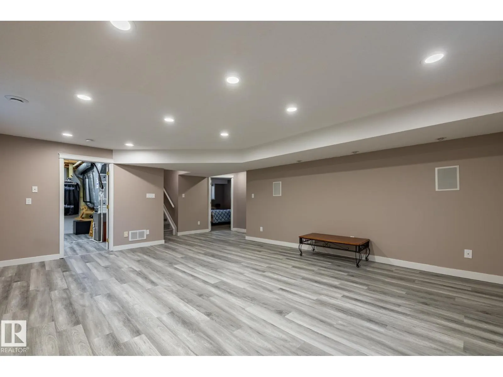 40 DEER PARK BV