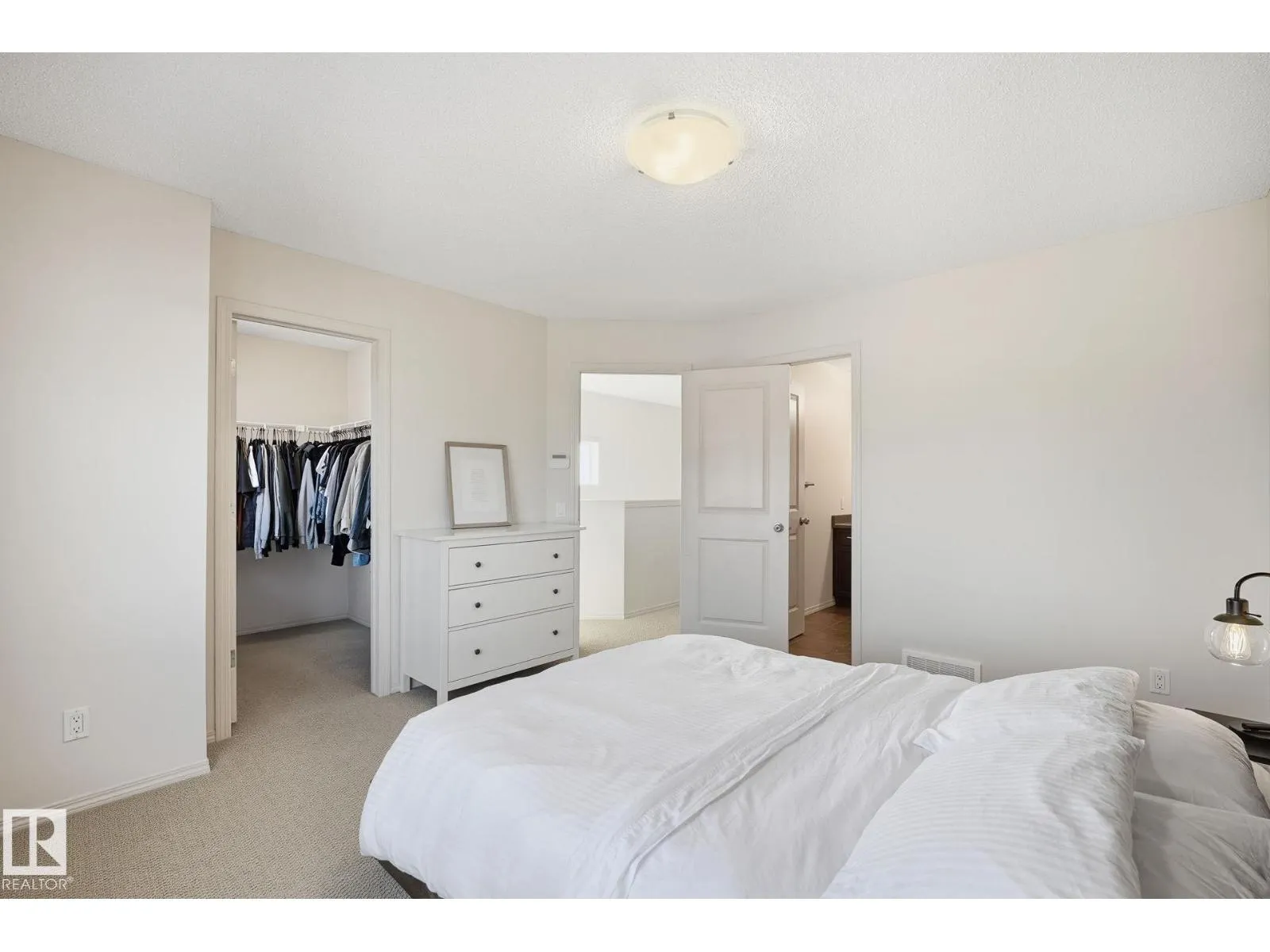 17104 125 ST NW