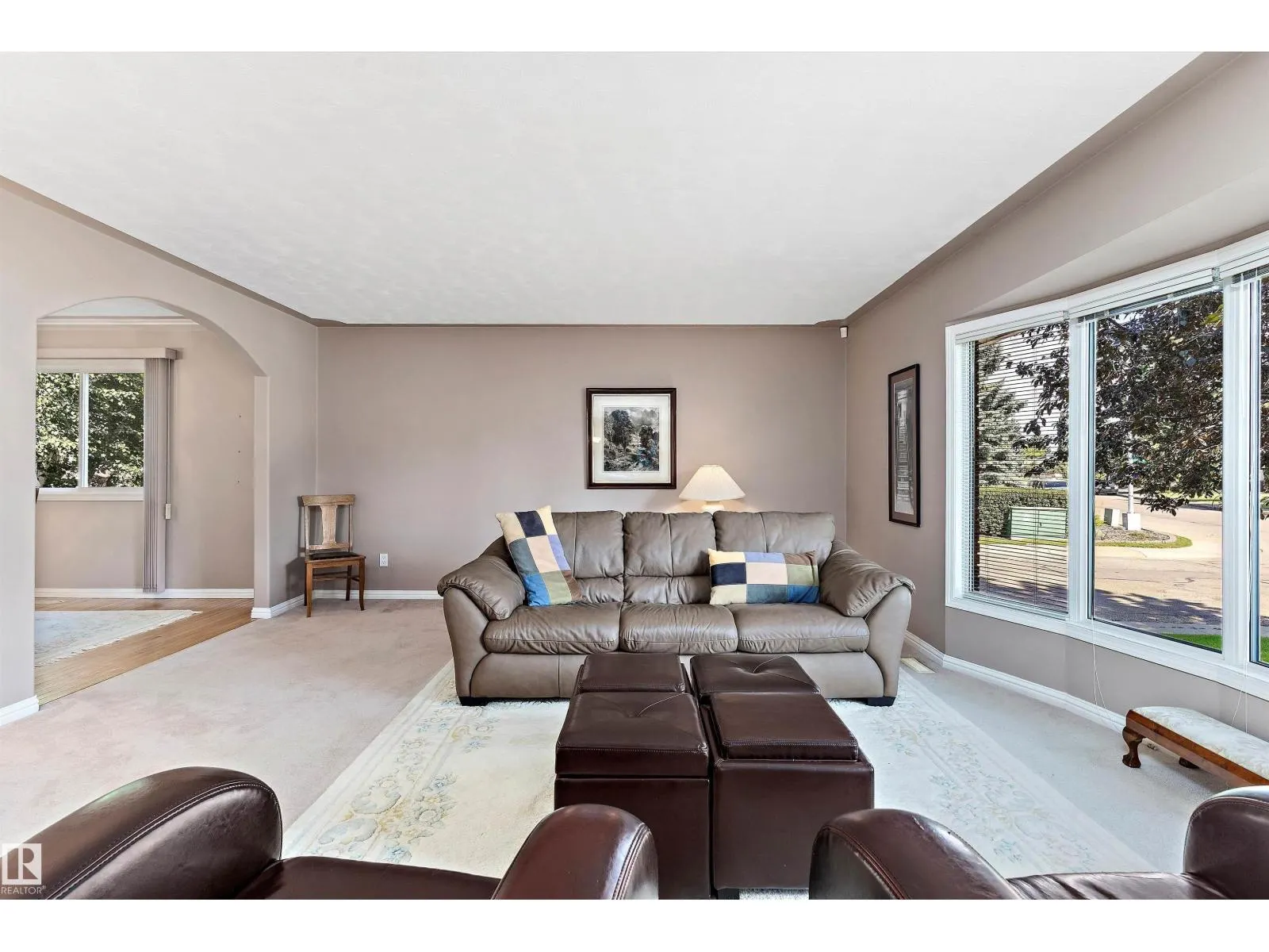 3112 109 ST NW