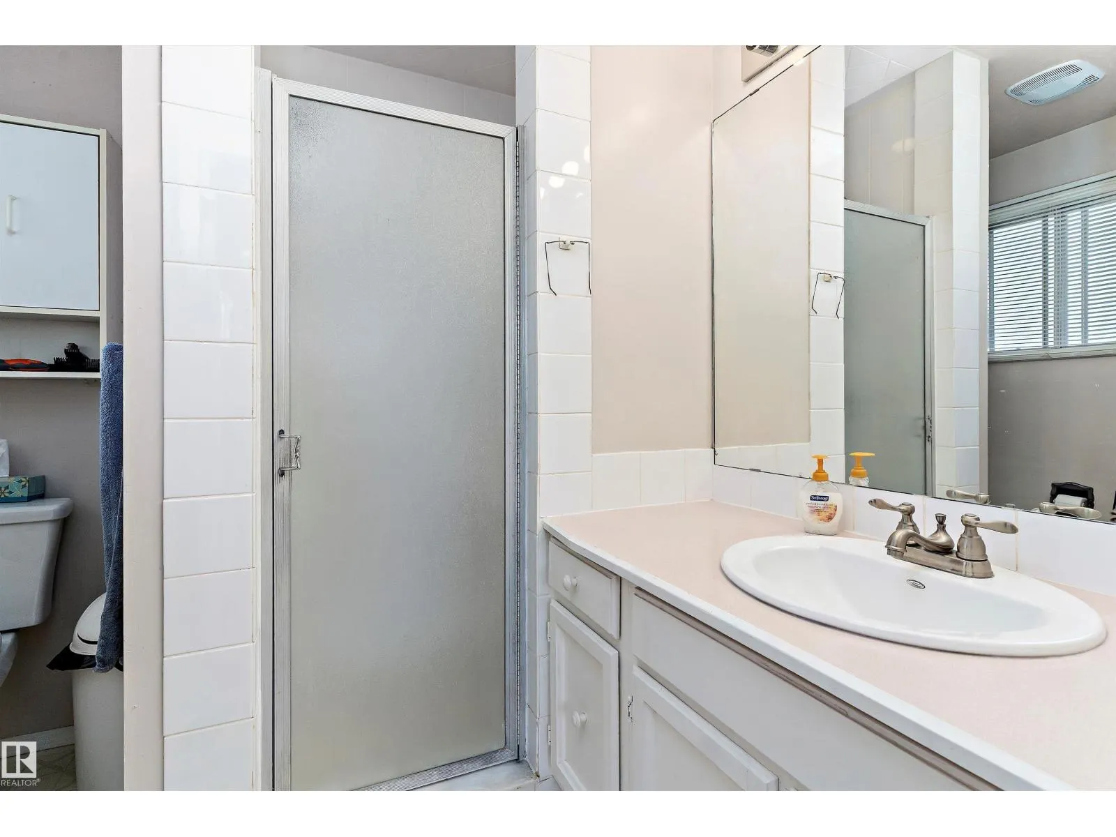 3112 109 ST NW