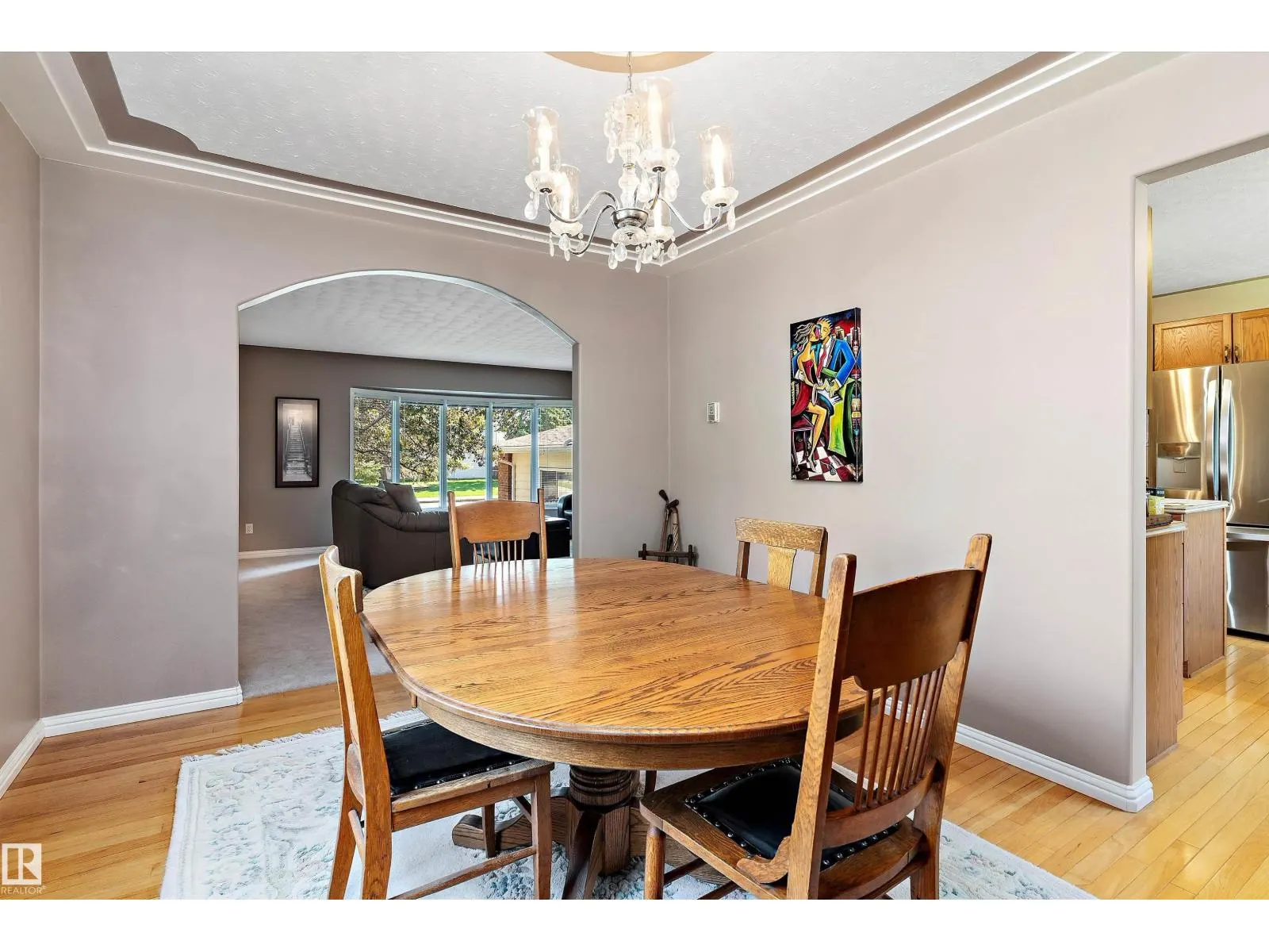3112 109 ST NW