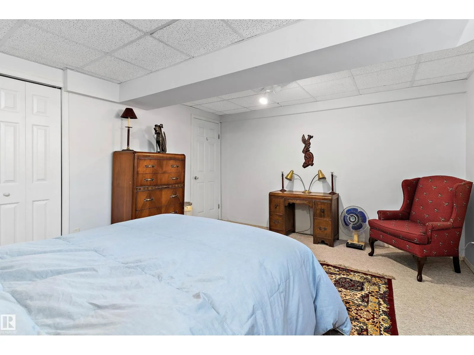 3112 109 ST NW
