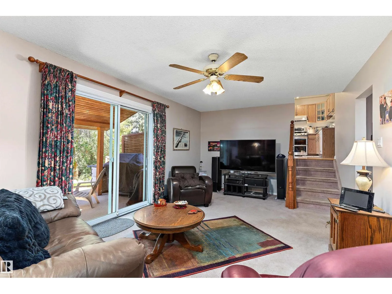 3112 109 ST NW