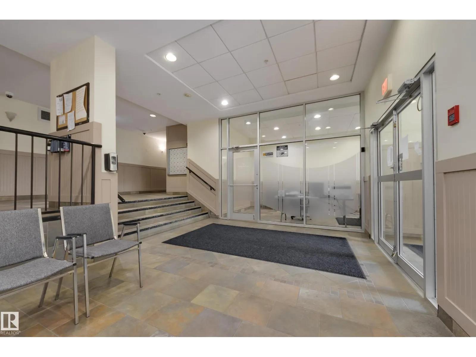 #301 10235 112 ST NW