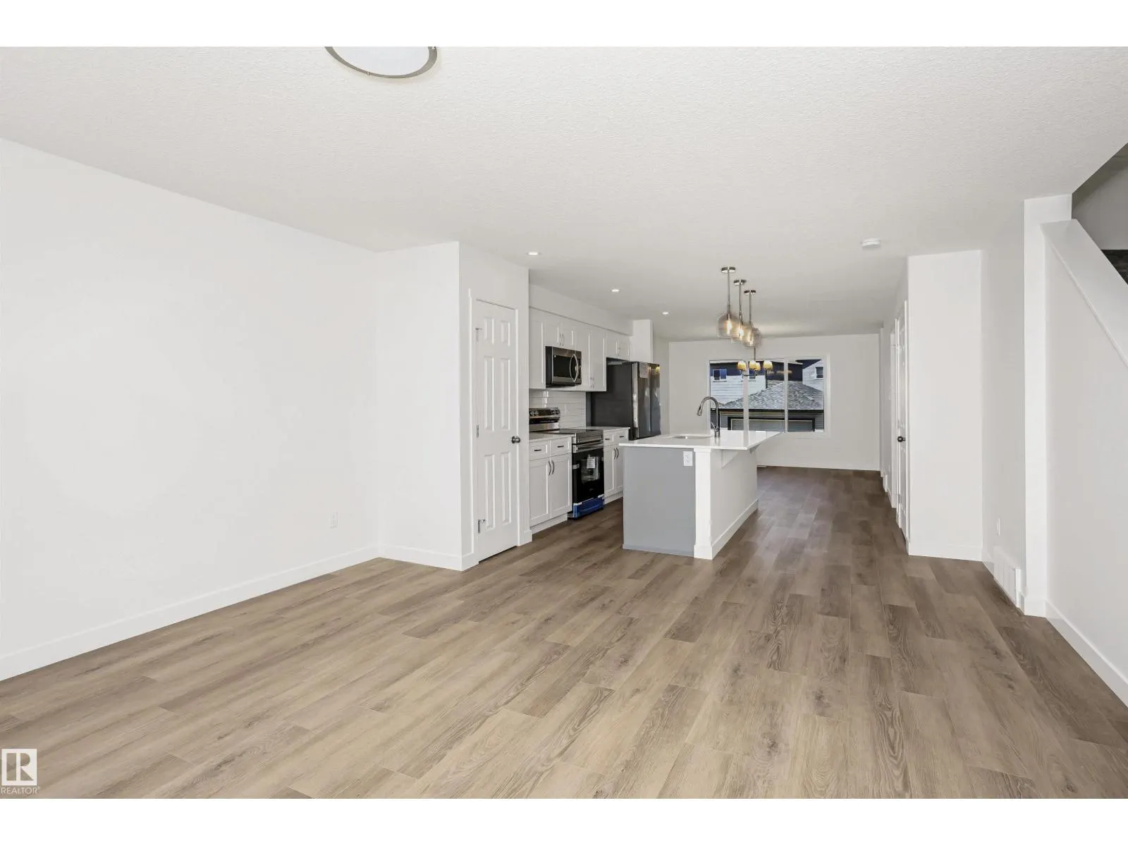 9552 CARSON BN SW