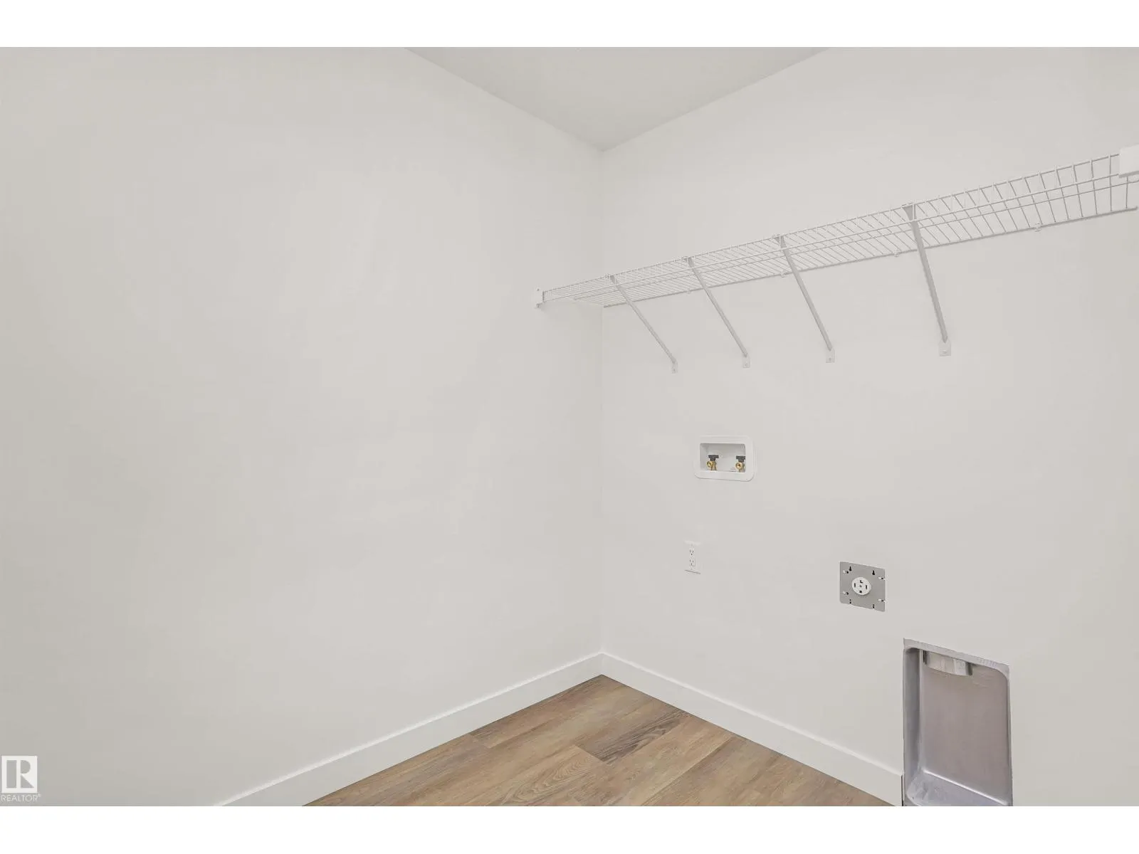 9552 CARSON BN SW