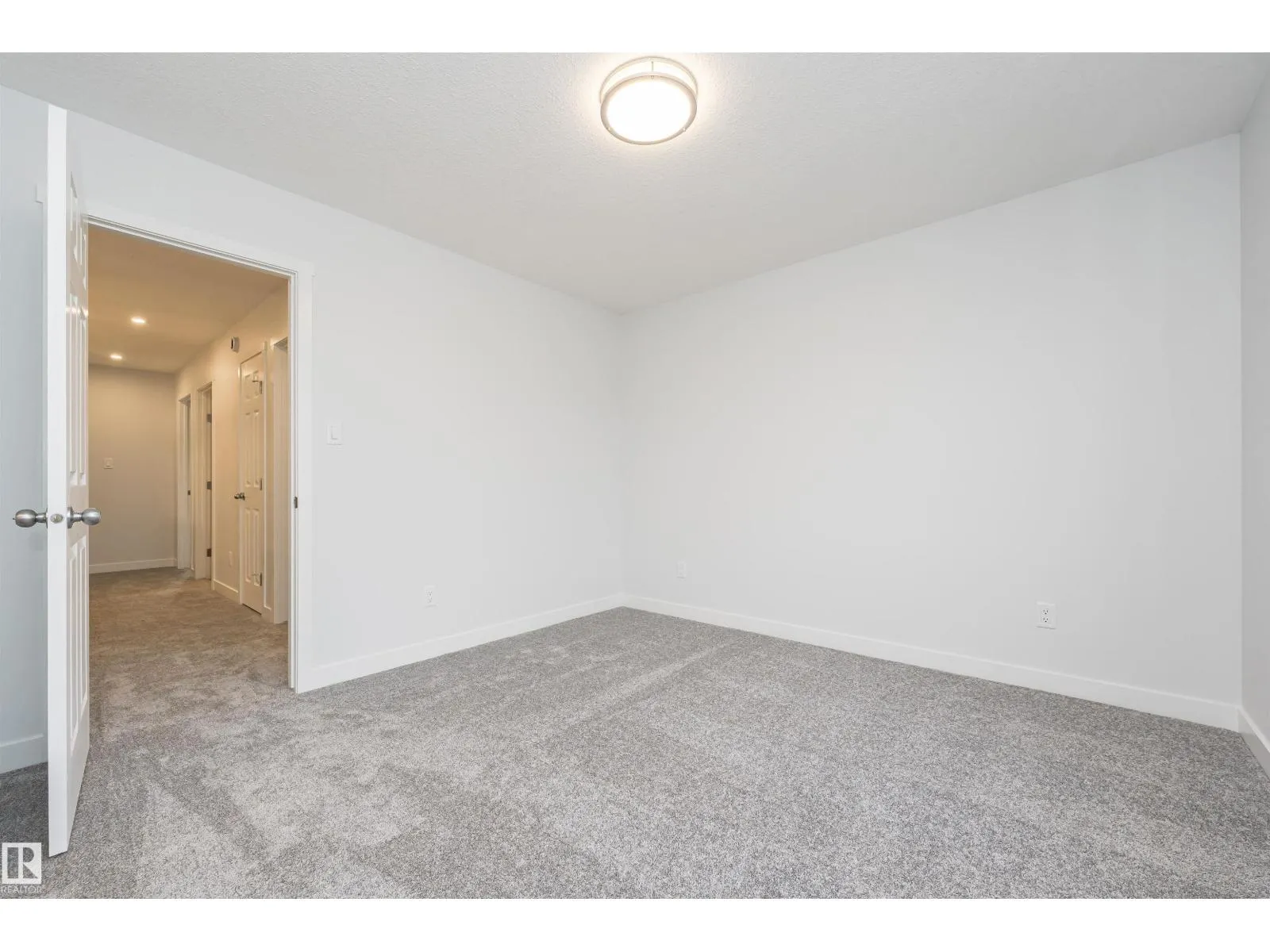 9566 CARSON BN SW