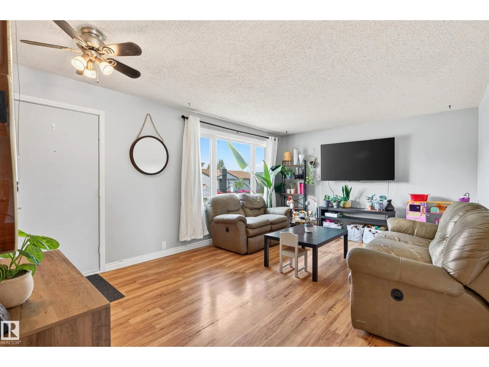 16215 102 ST NW