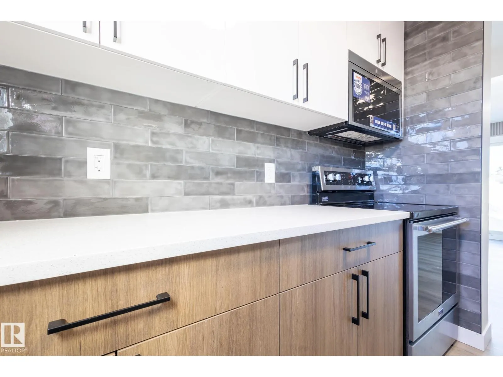 11516 139 AV NW