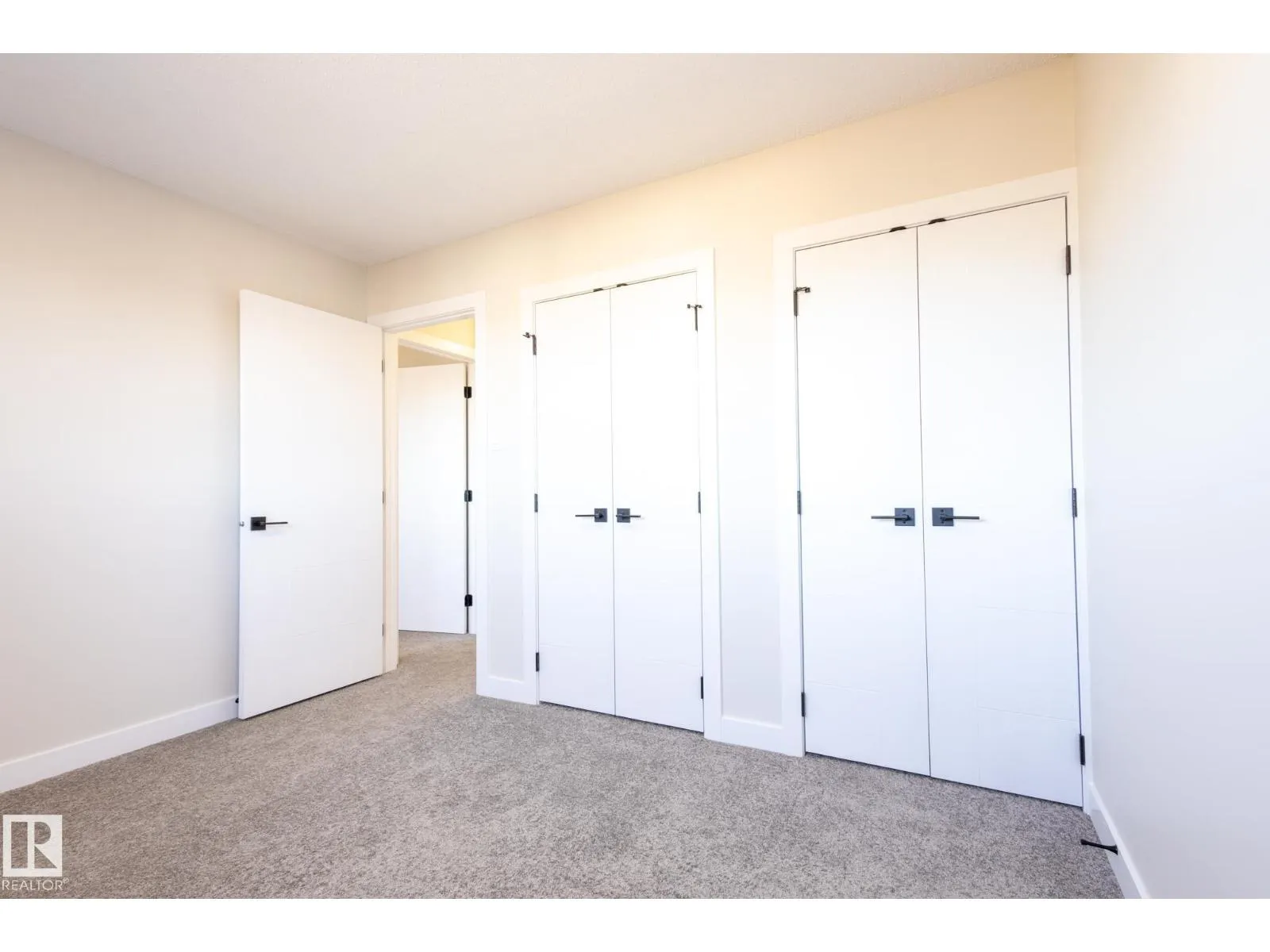 11516 139 AV NW