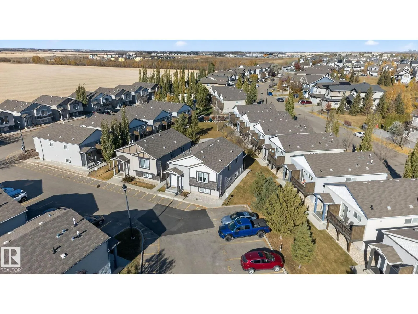 195, 142 Selkirk PL