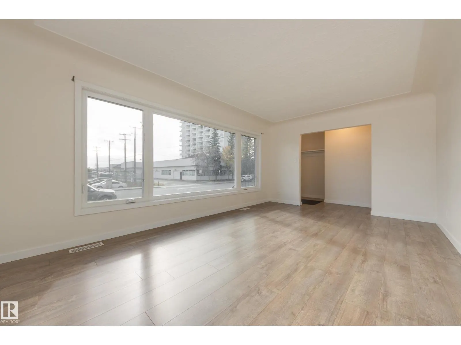 13236 115 AV NW