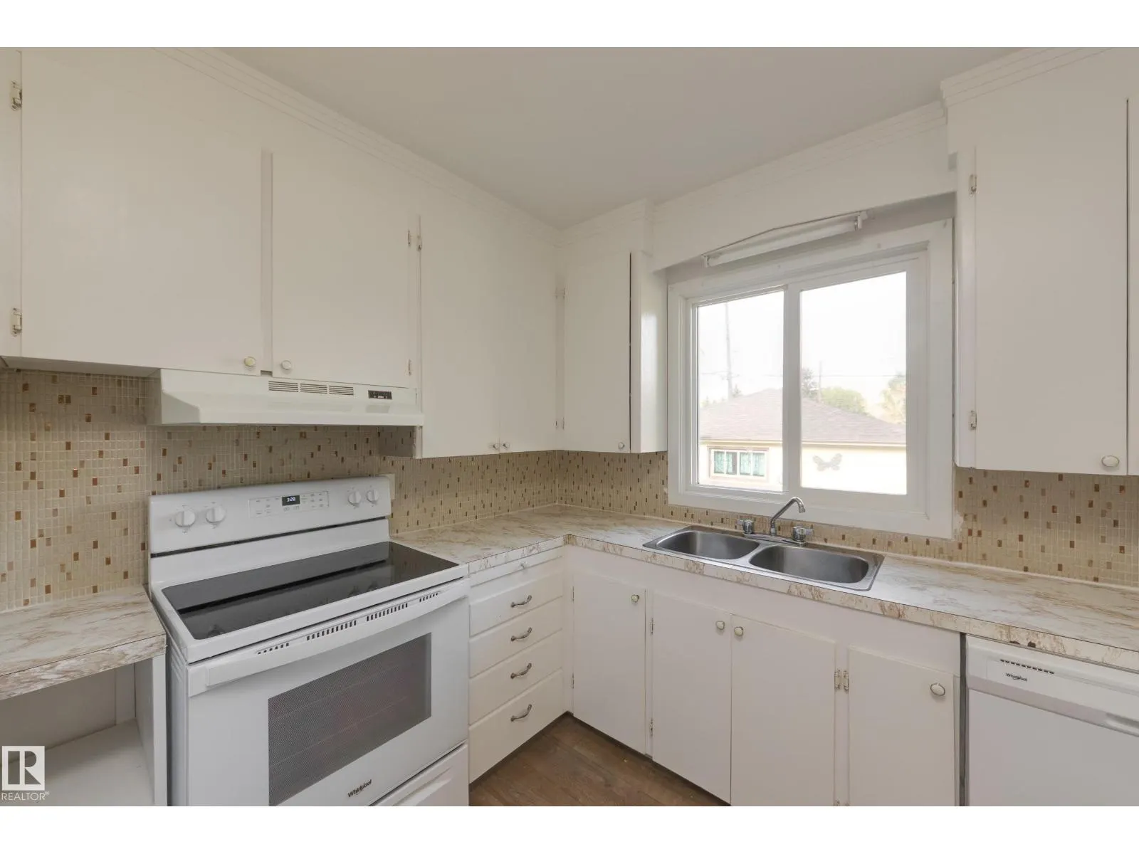13236 115 AV NW