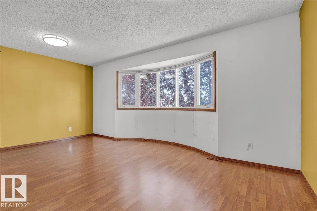3803 112 ST NW NW