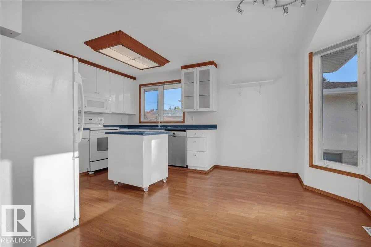 3803 112 ST NW NW