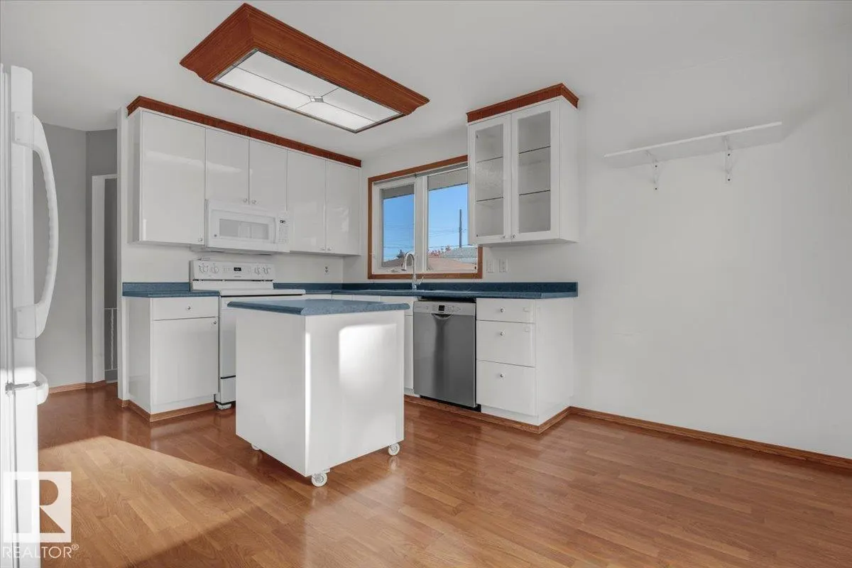 3803 112 ST NW NW