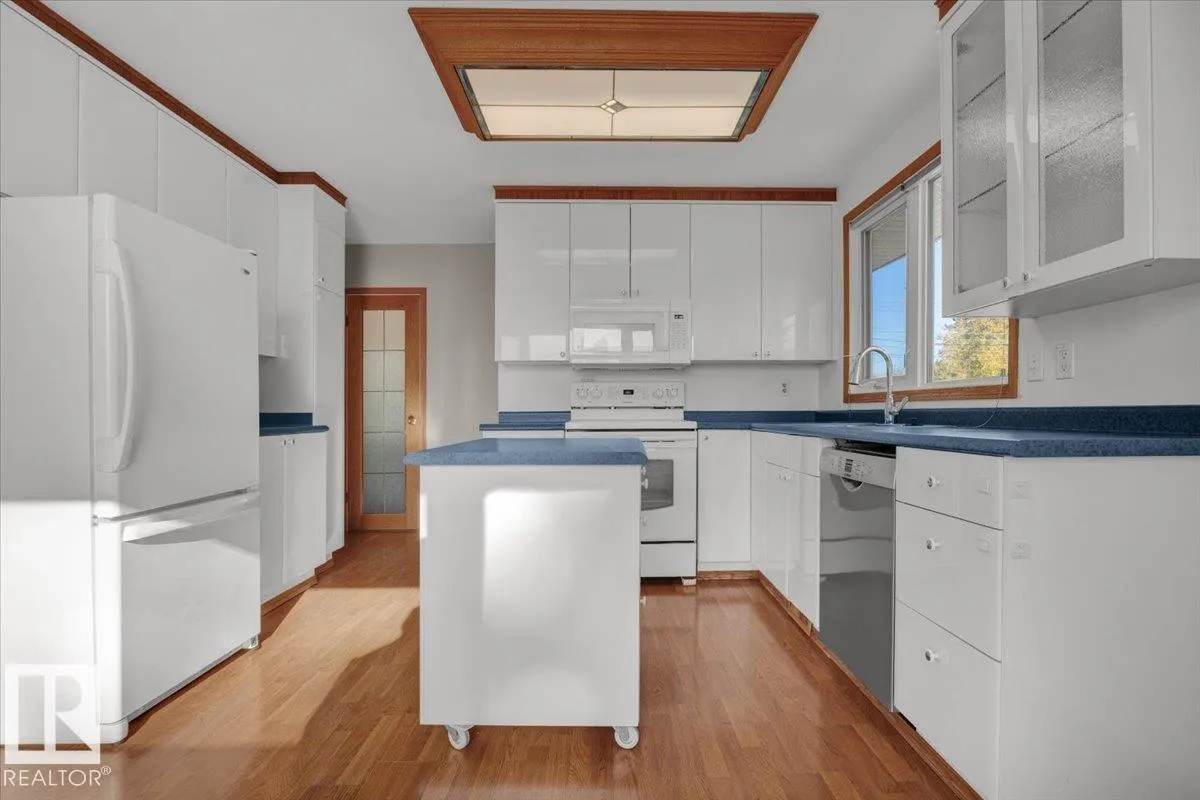 3803 112 ST NW NW