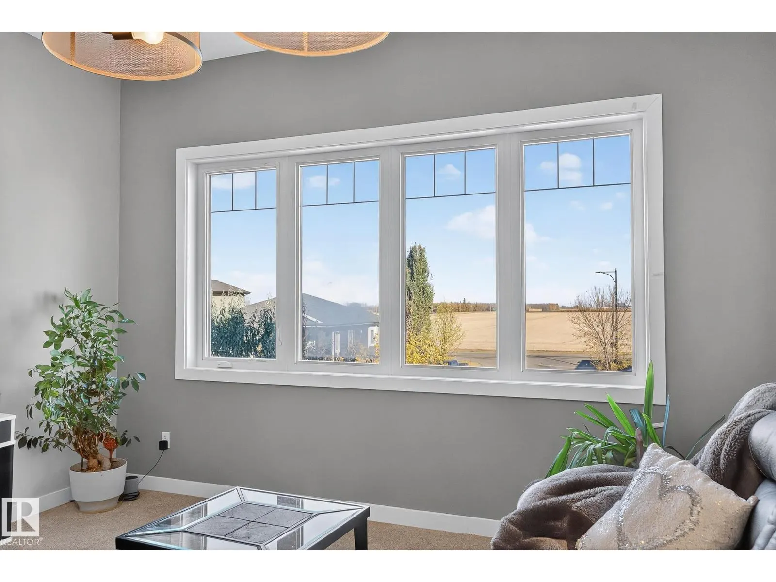 22 Shorewood Cr