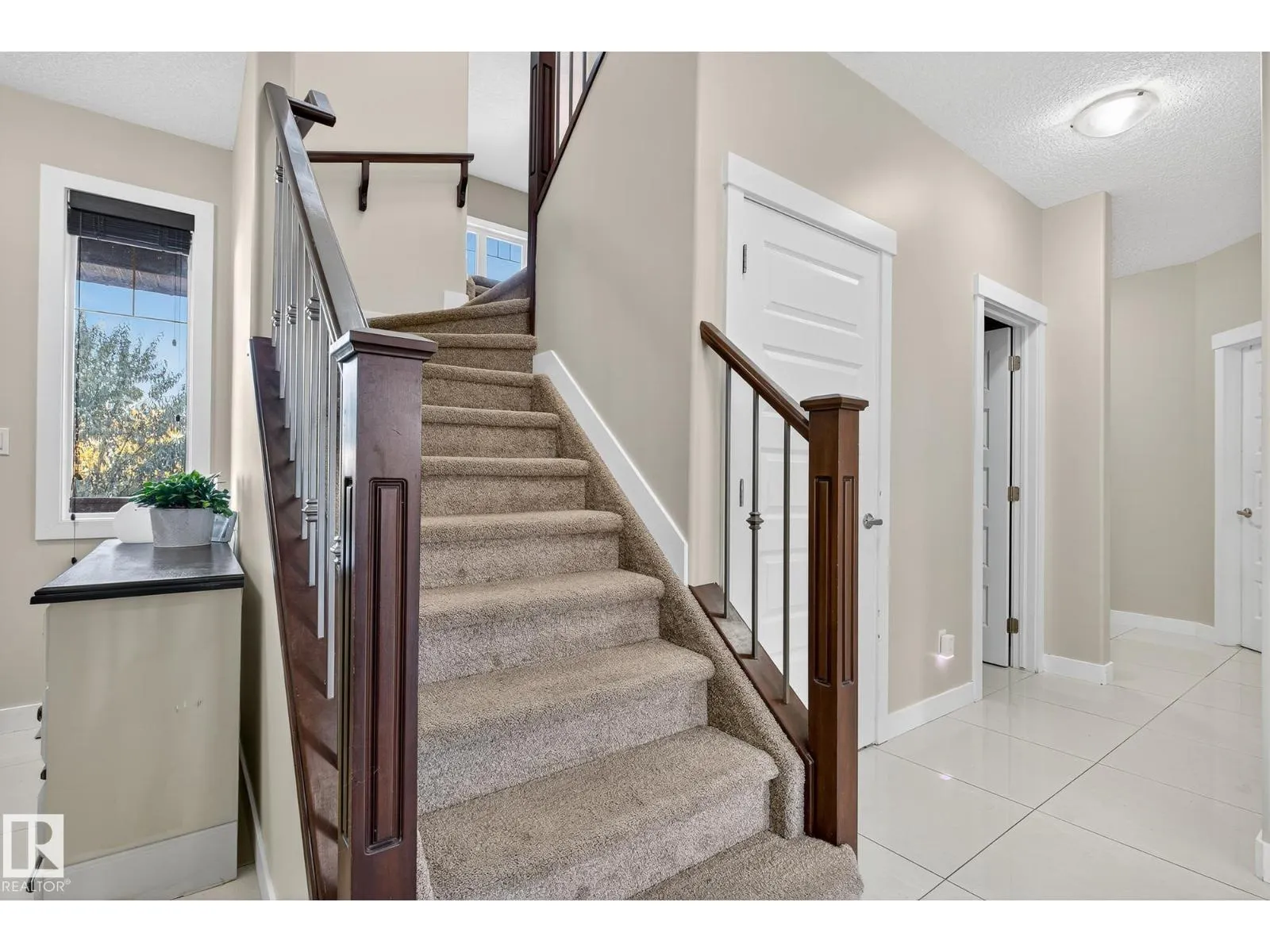 22 Shorewood Cr