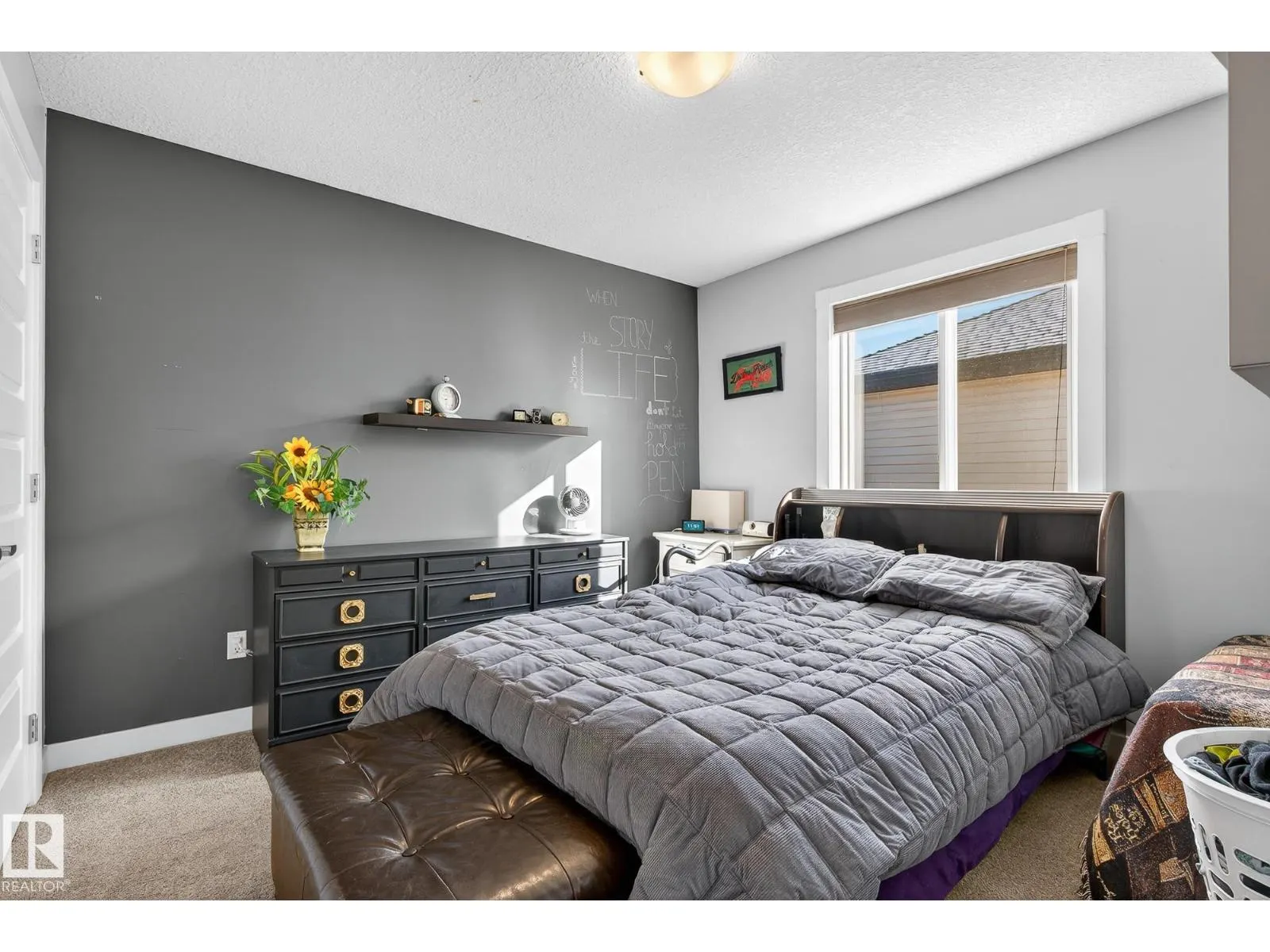 22 Shorewood Cr