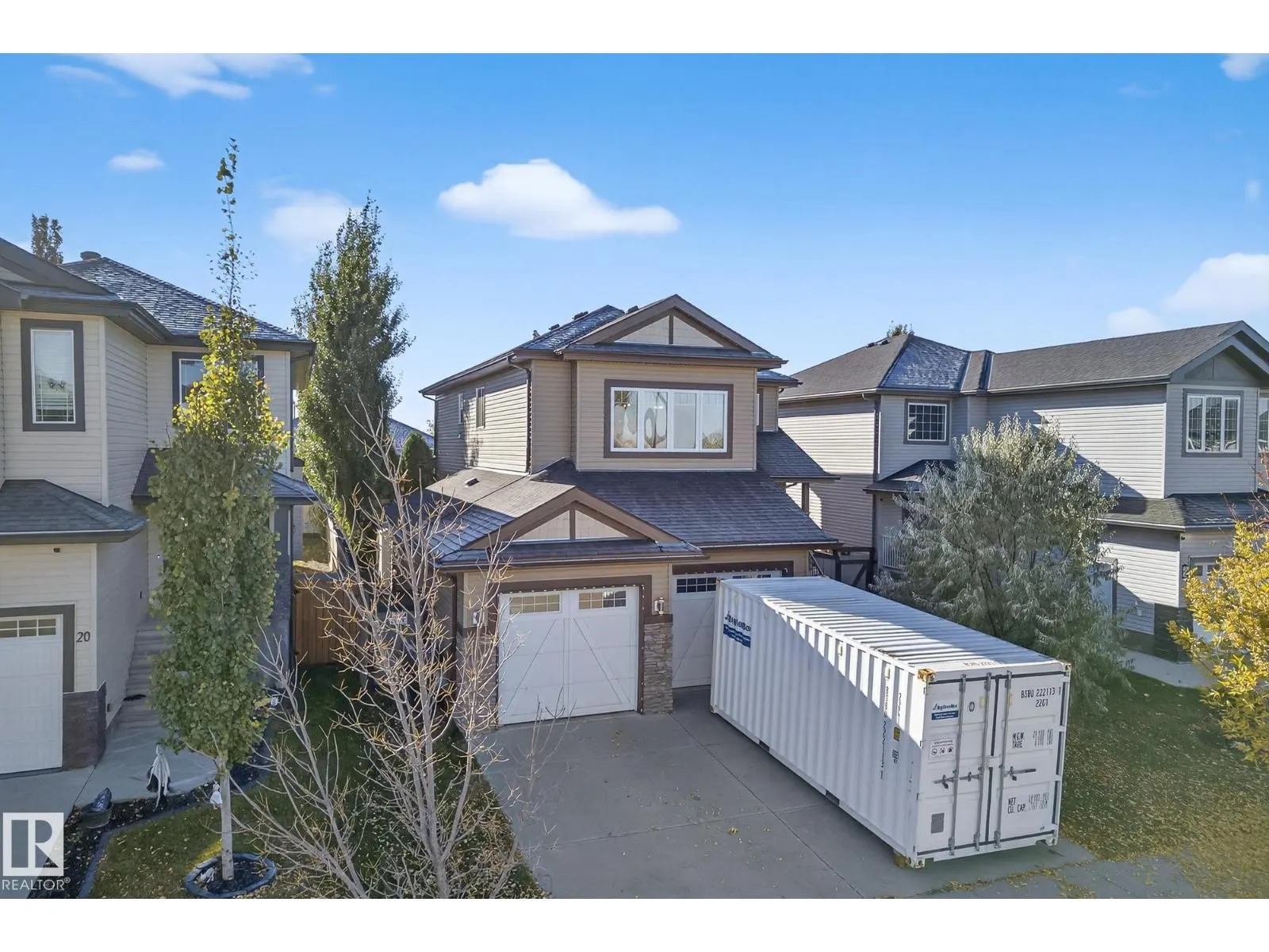 22 Shorewood Cr