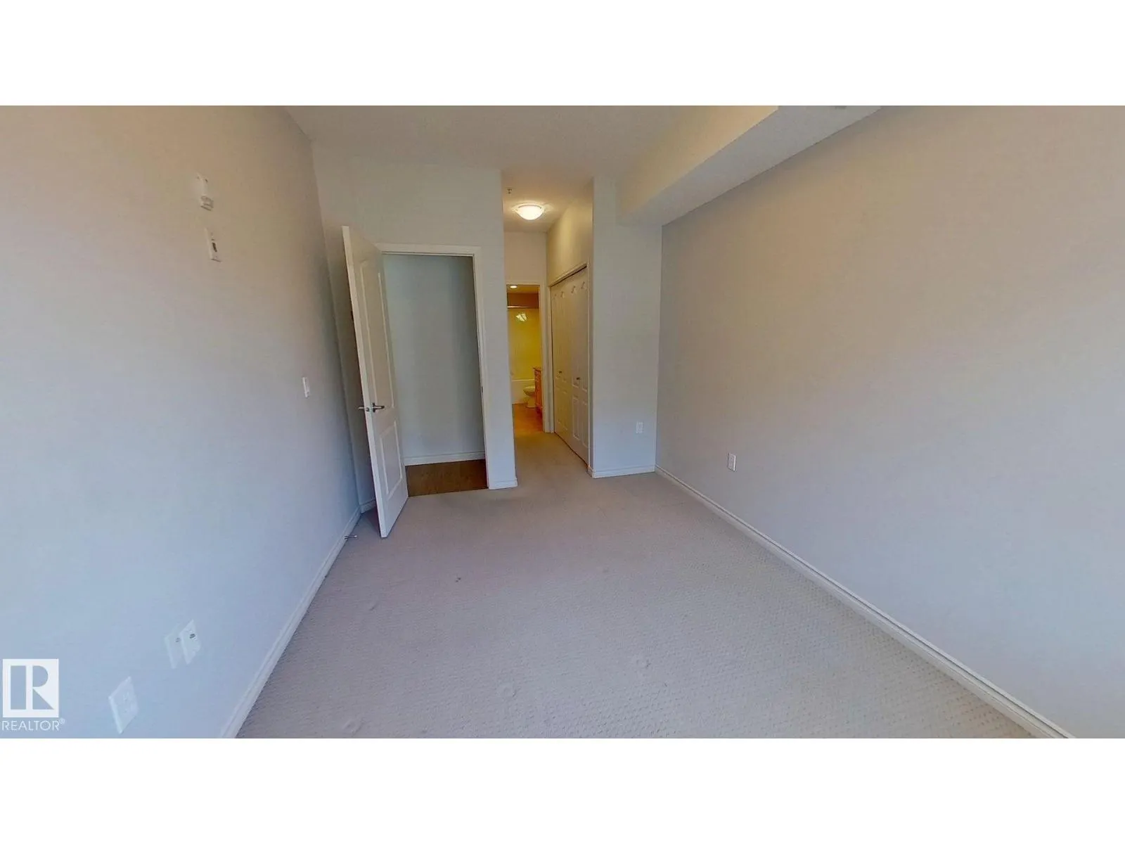 #330 105 WEST HAVEN DR