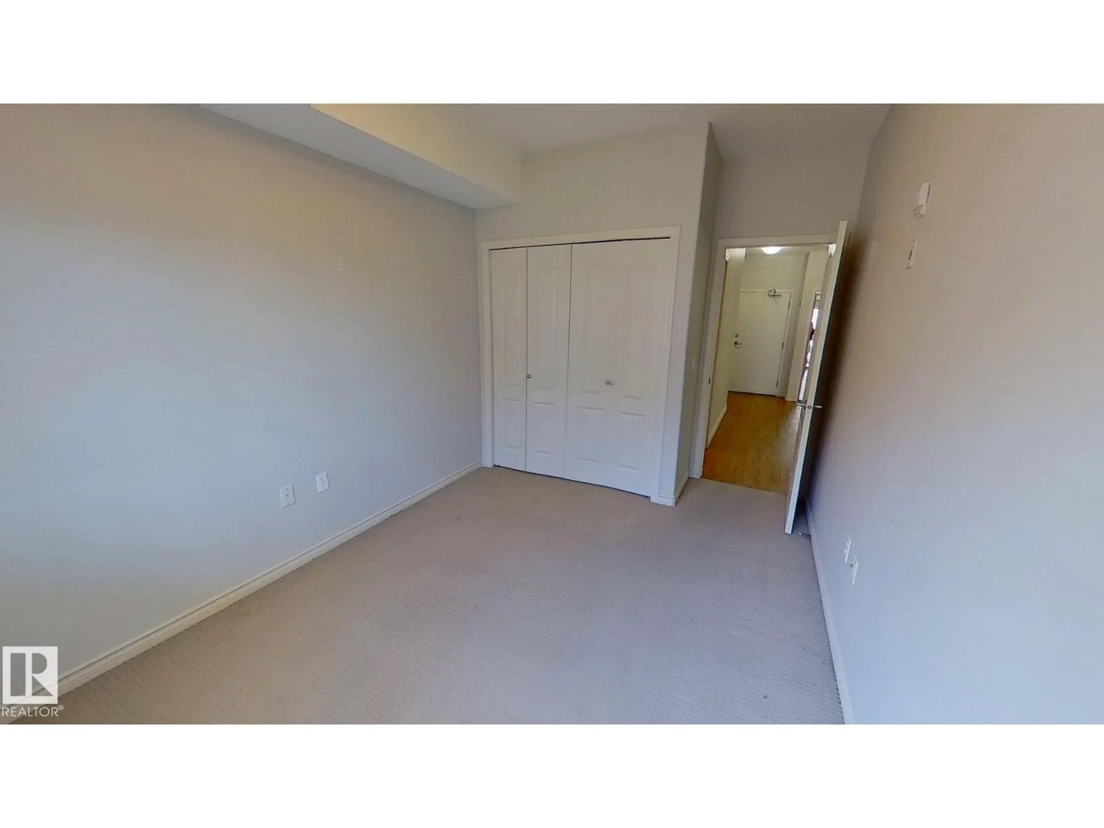 #330 105 WEST HAVEN DR
