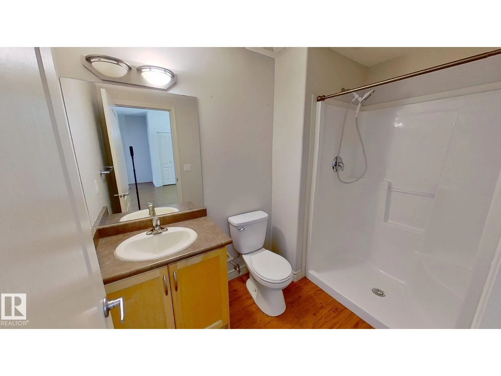 #330 105 WEST HAVEN DR