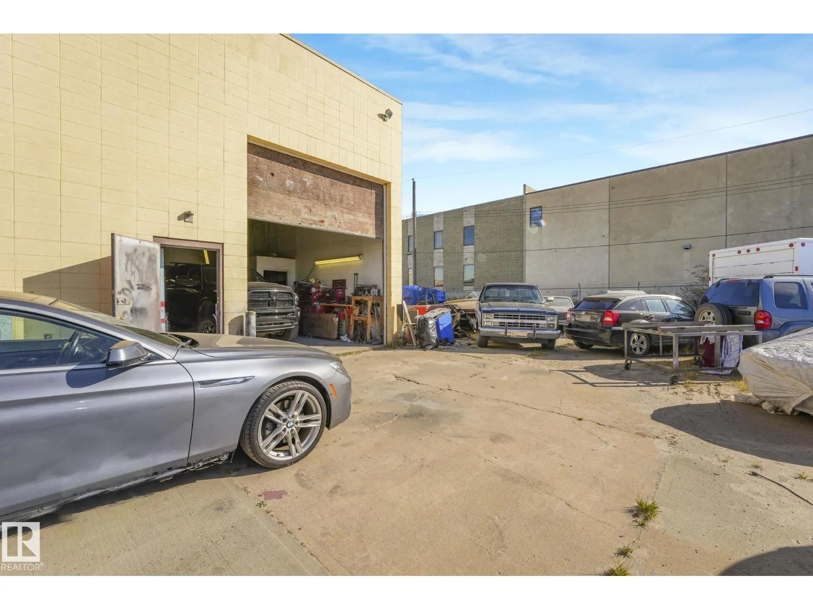 16371 130 AV NW