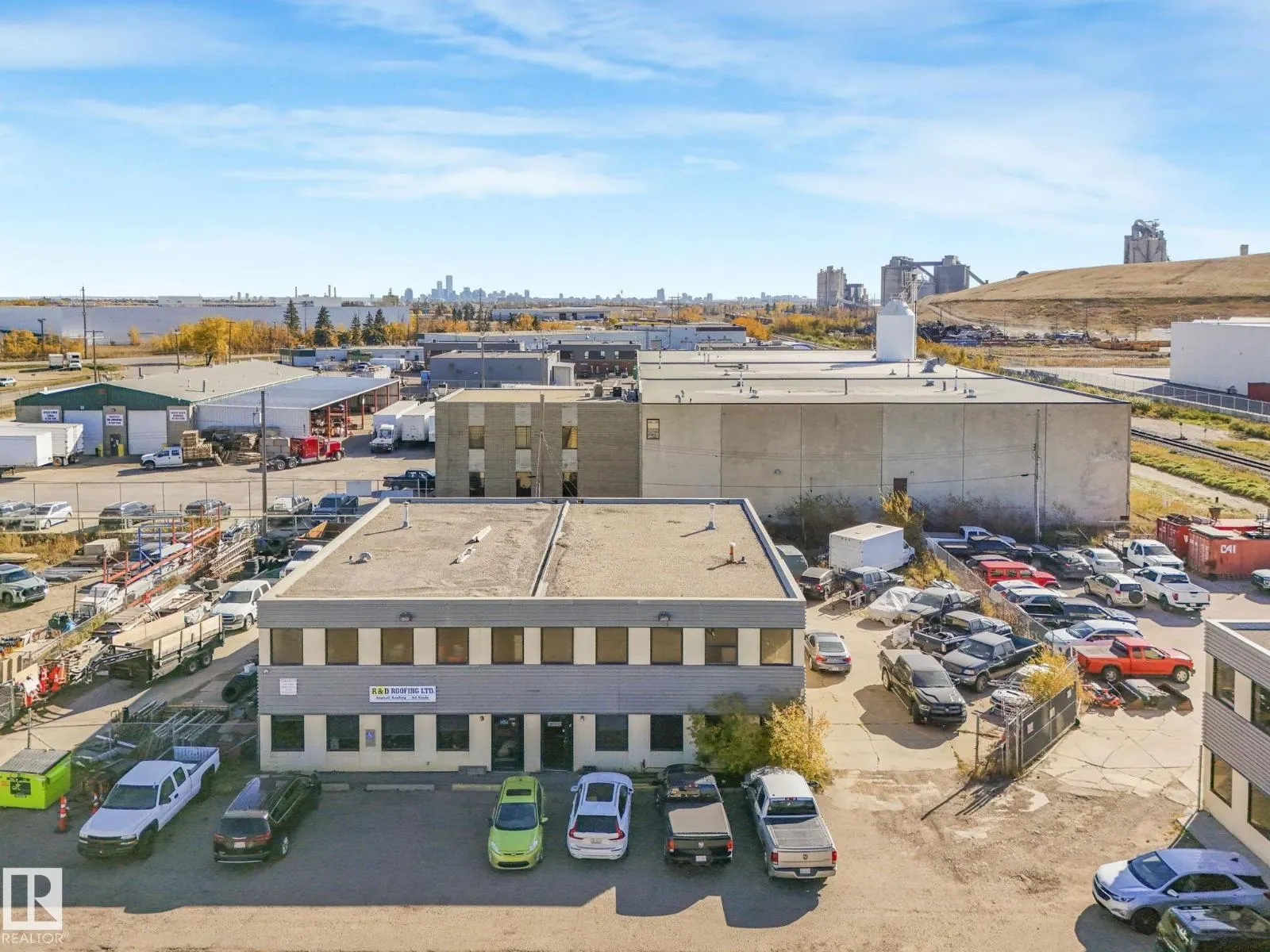 16371 130 AV NW