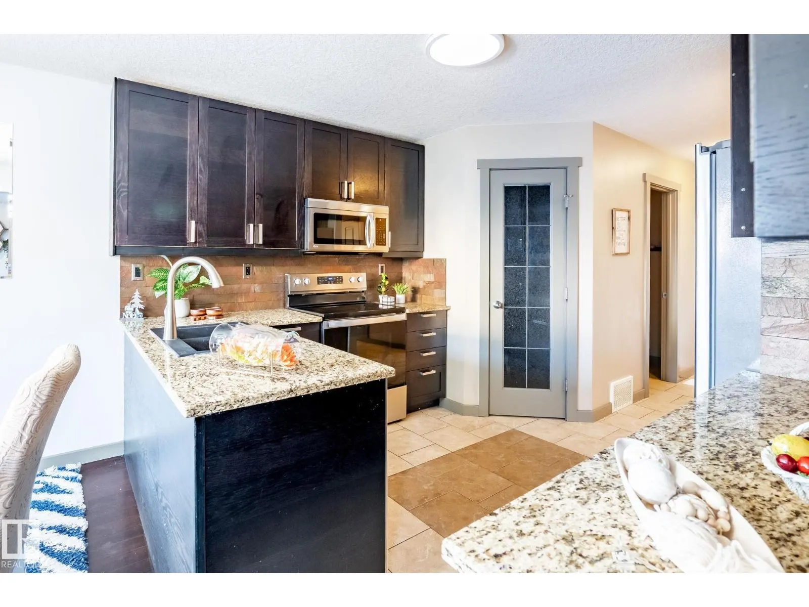 7 snowbird cres