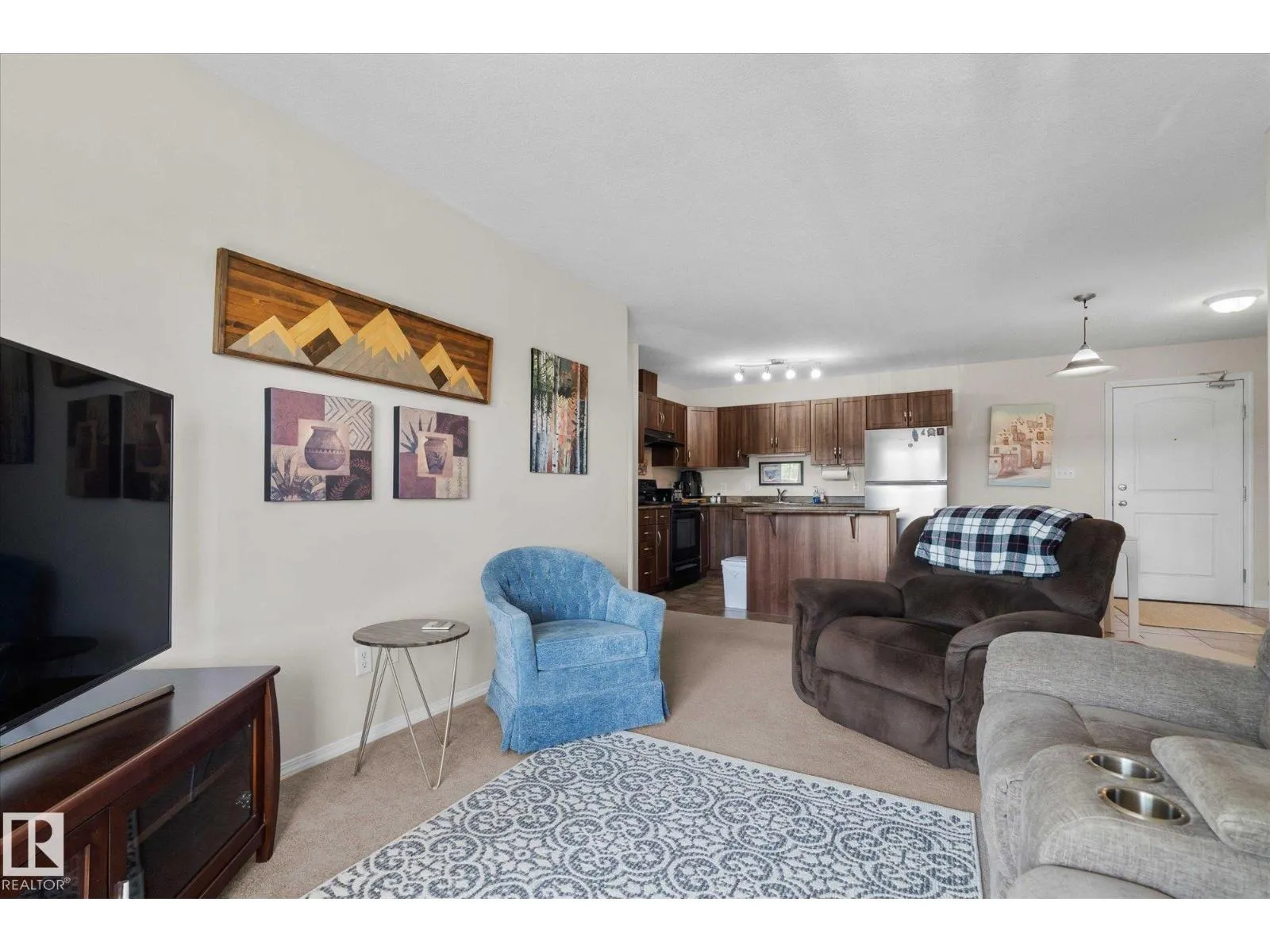 50 WOODSMERE
