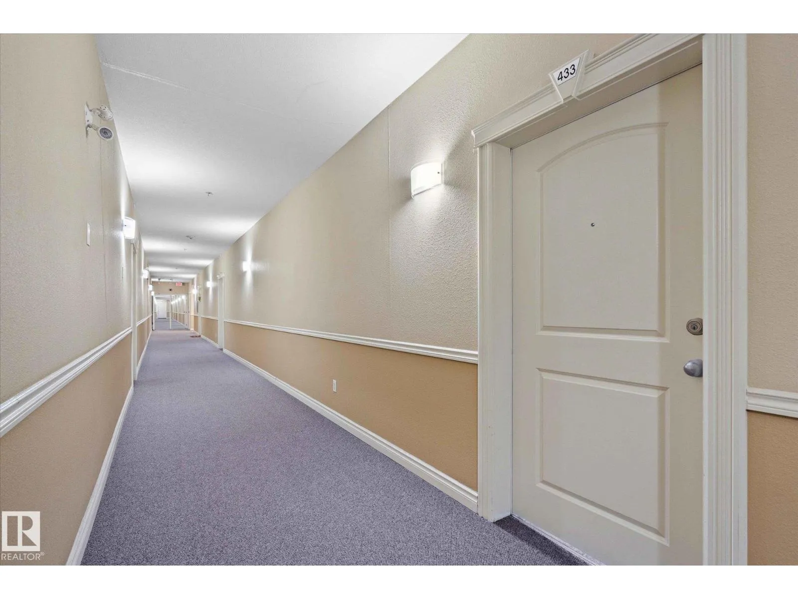 50 WOODSMERE