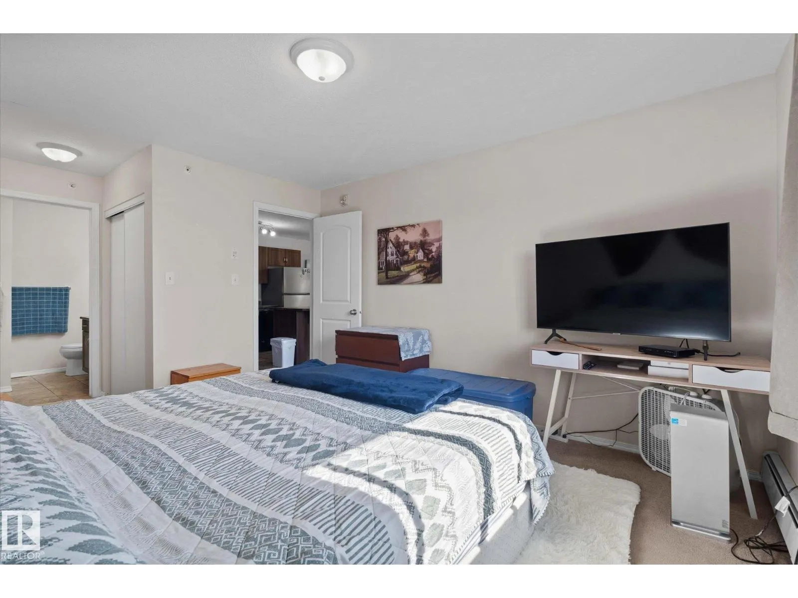 50 WOODSMERE