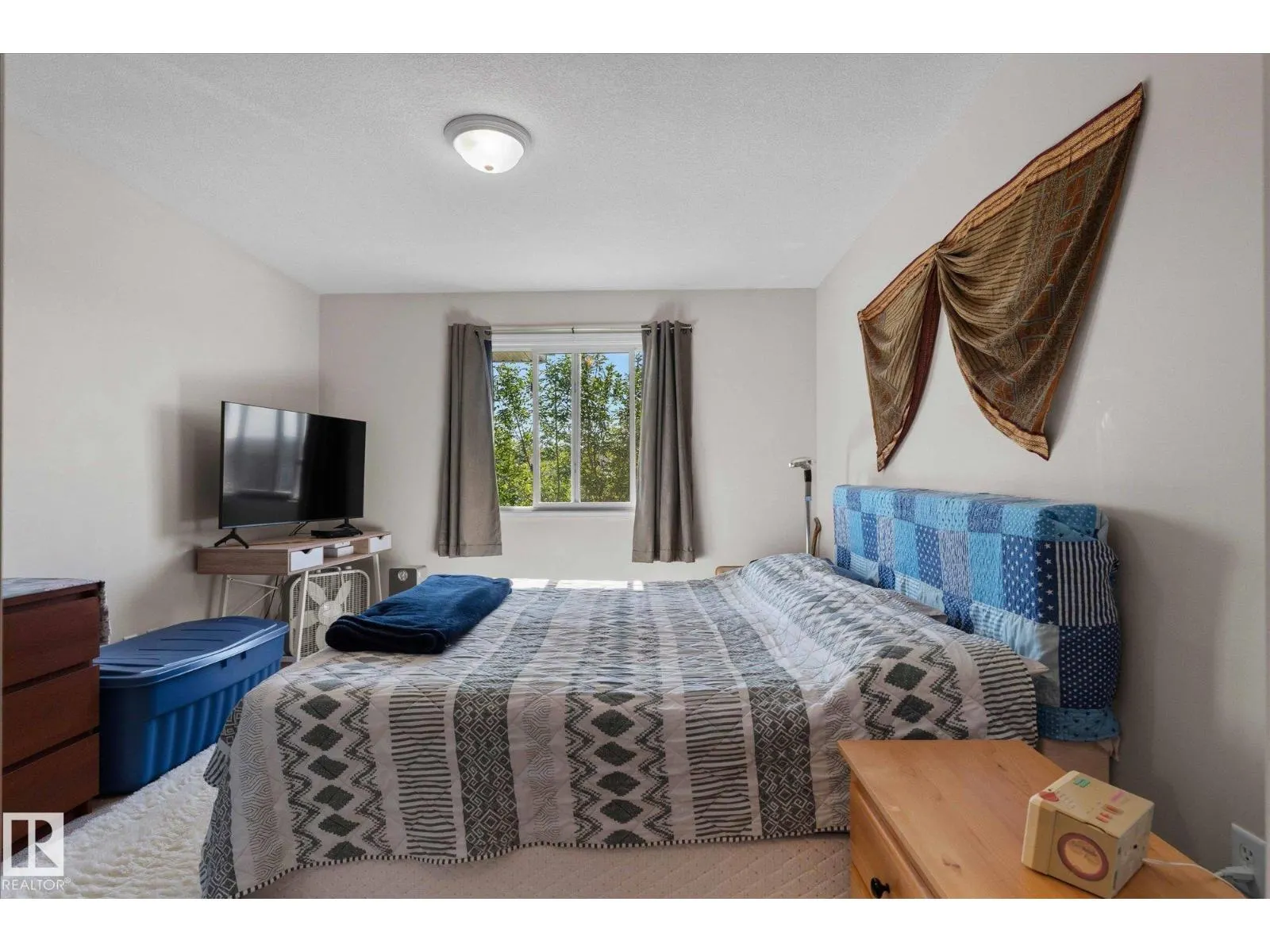 50 WOODSMERE