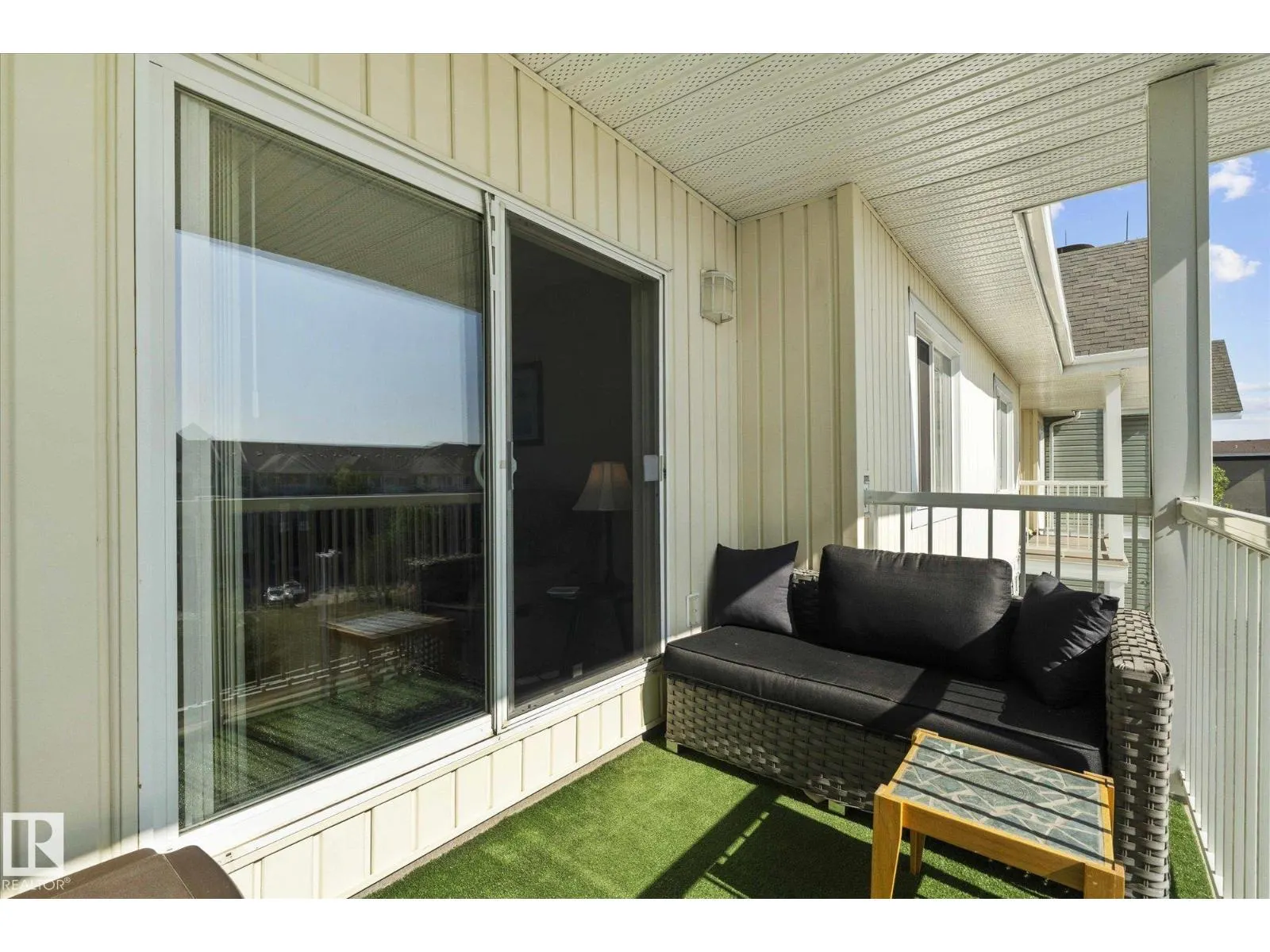 50 WOODSMERE