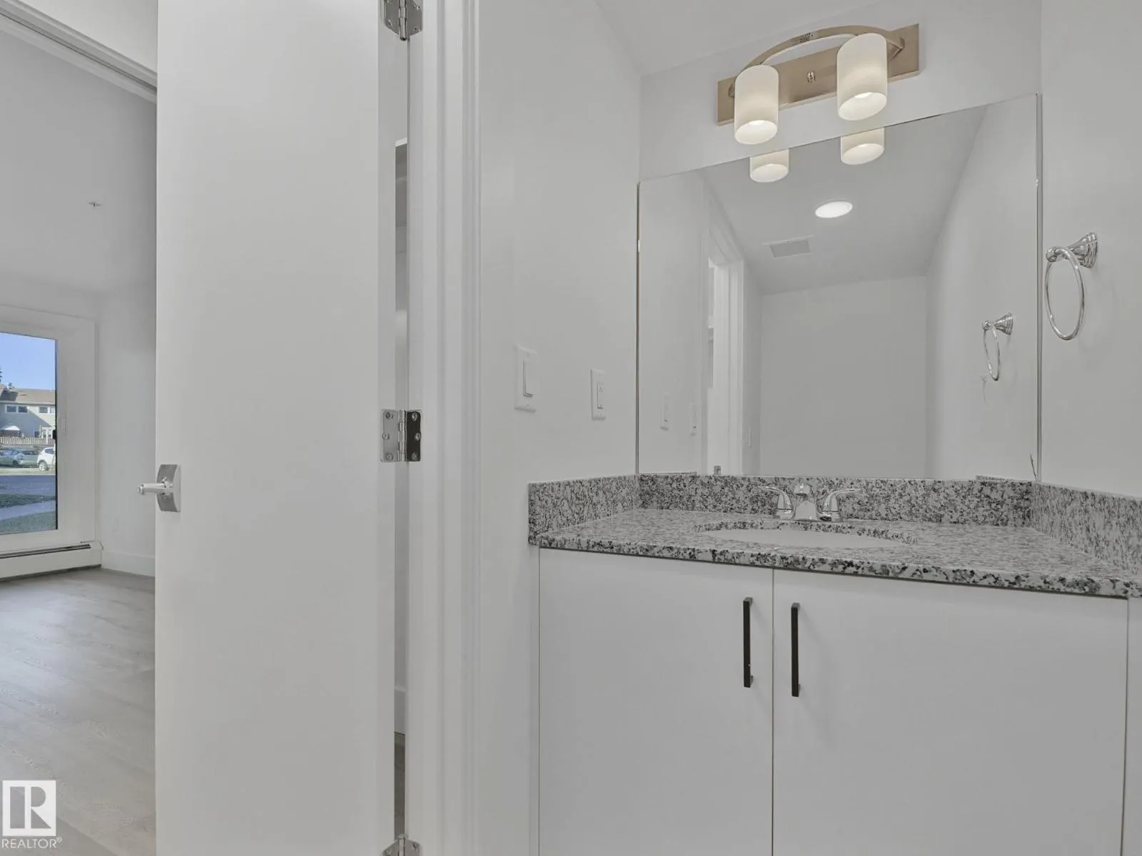 #109 9504 182 ST NW