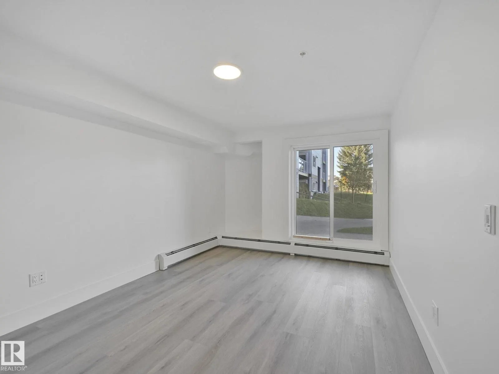 #109 9504 182 ST NW