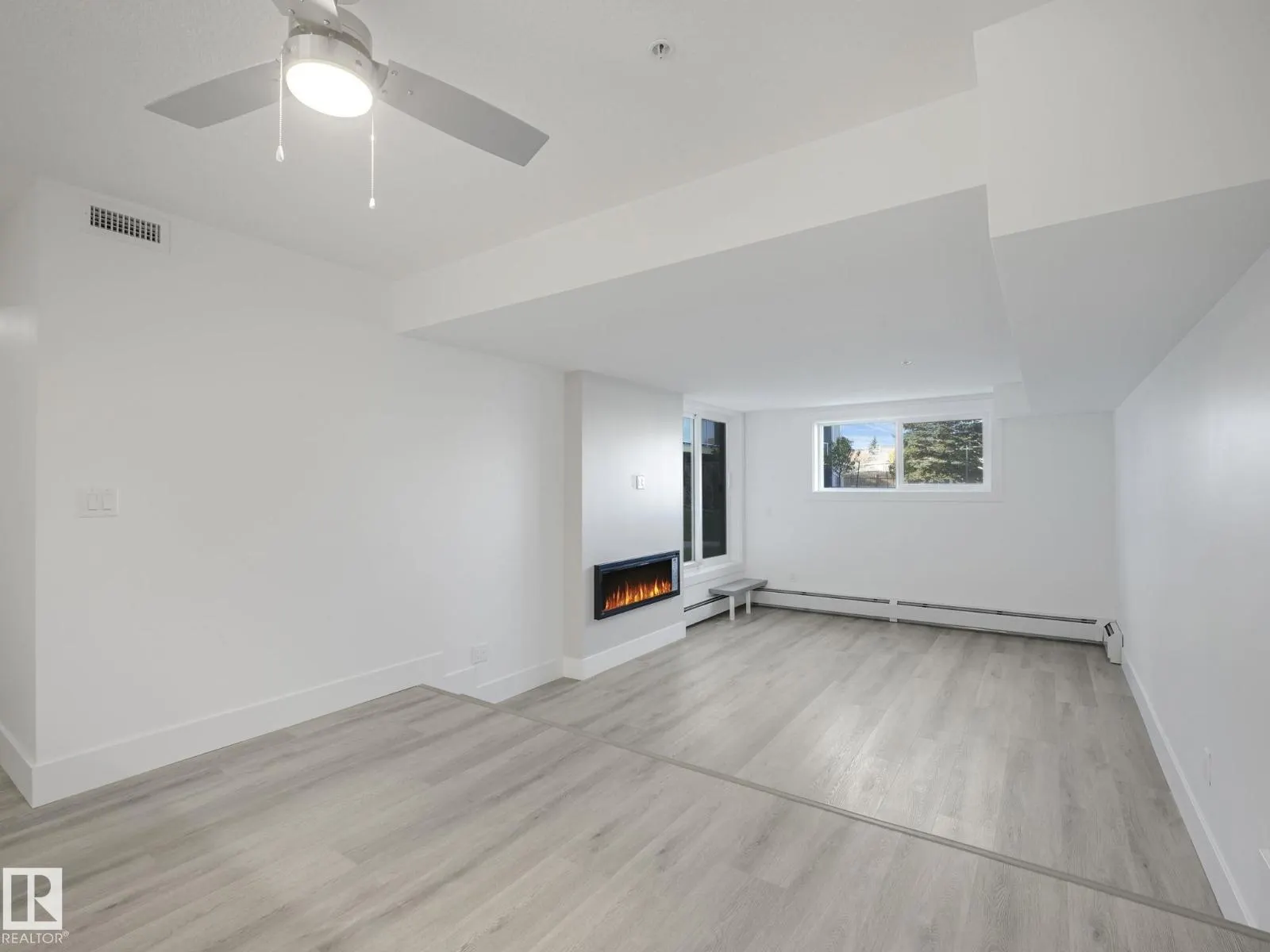 #109 9504 182 ST NW