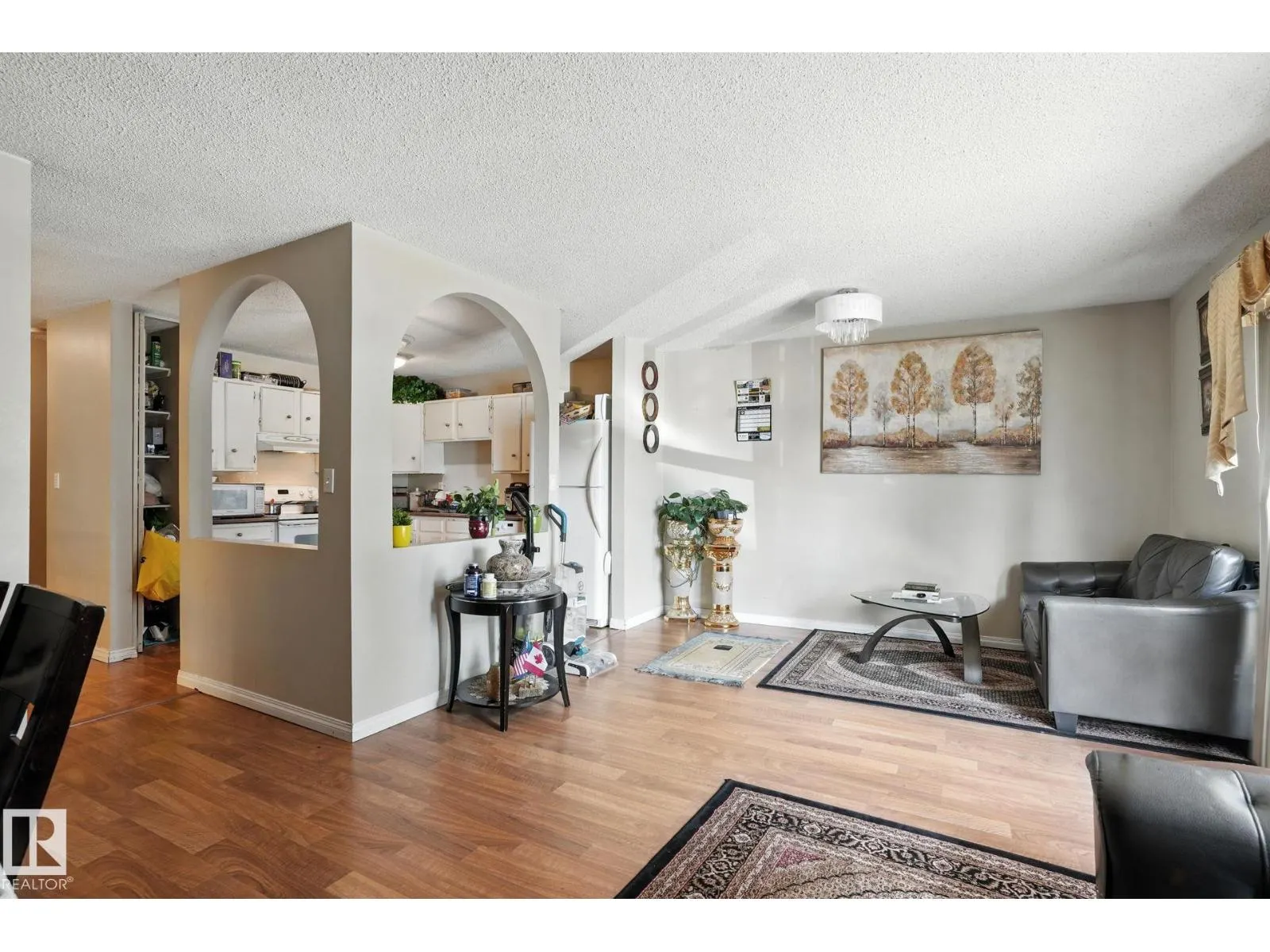 9963 171 Ave NW