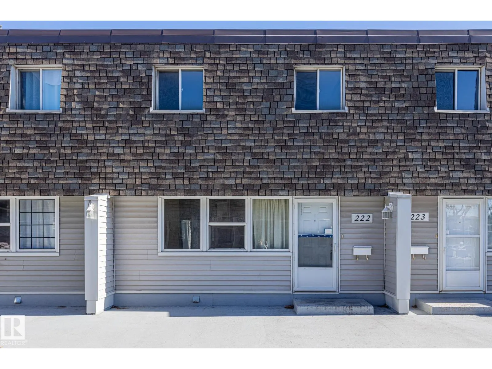 222 VILLAGE ON THE GREEN NW