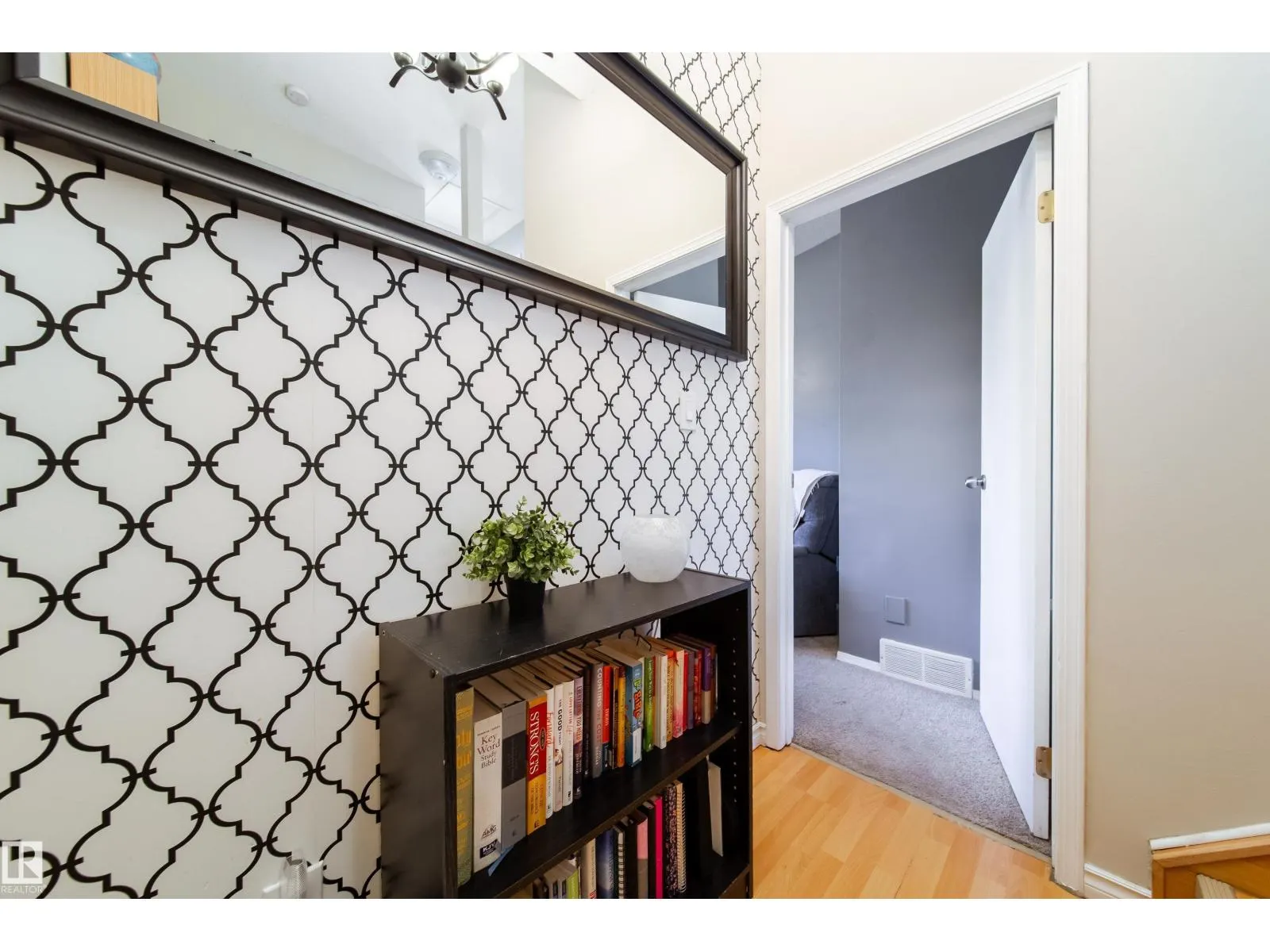 #26 9505 176 ST NW