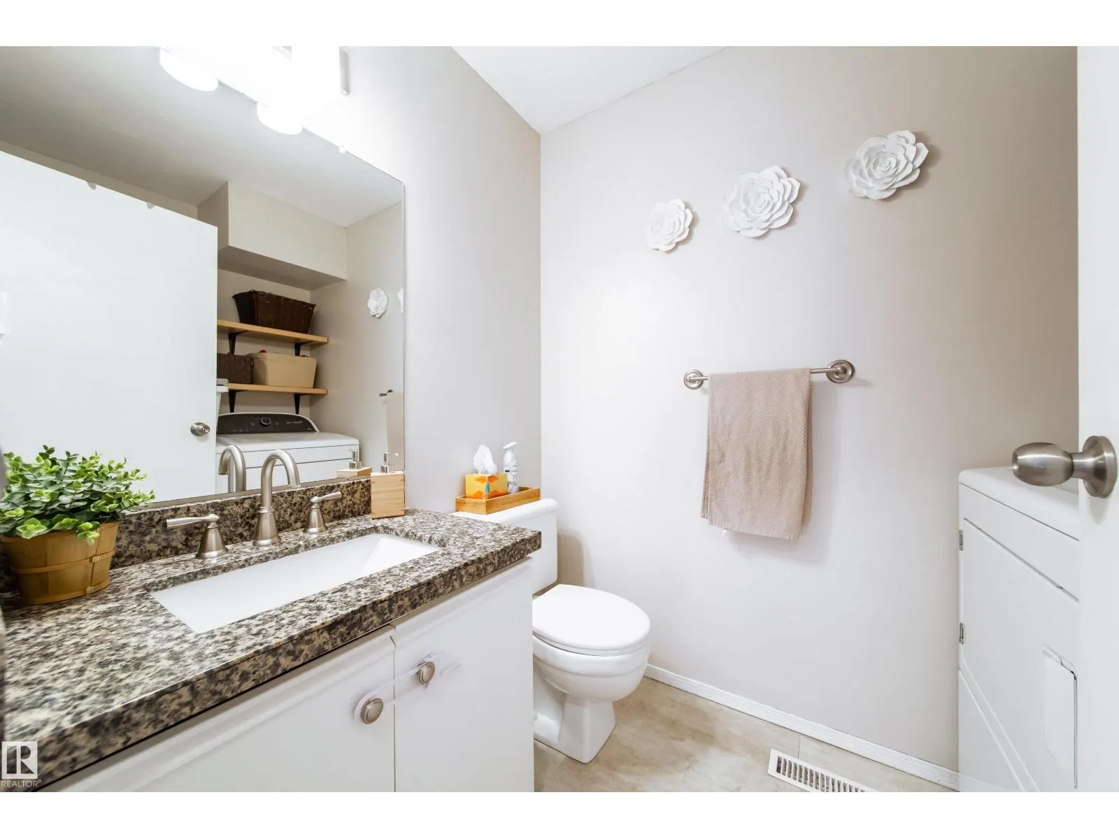 #26 9505 176 ST NW